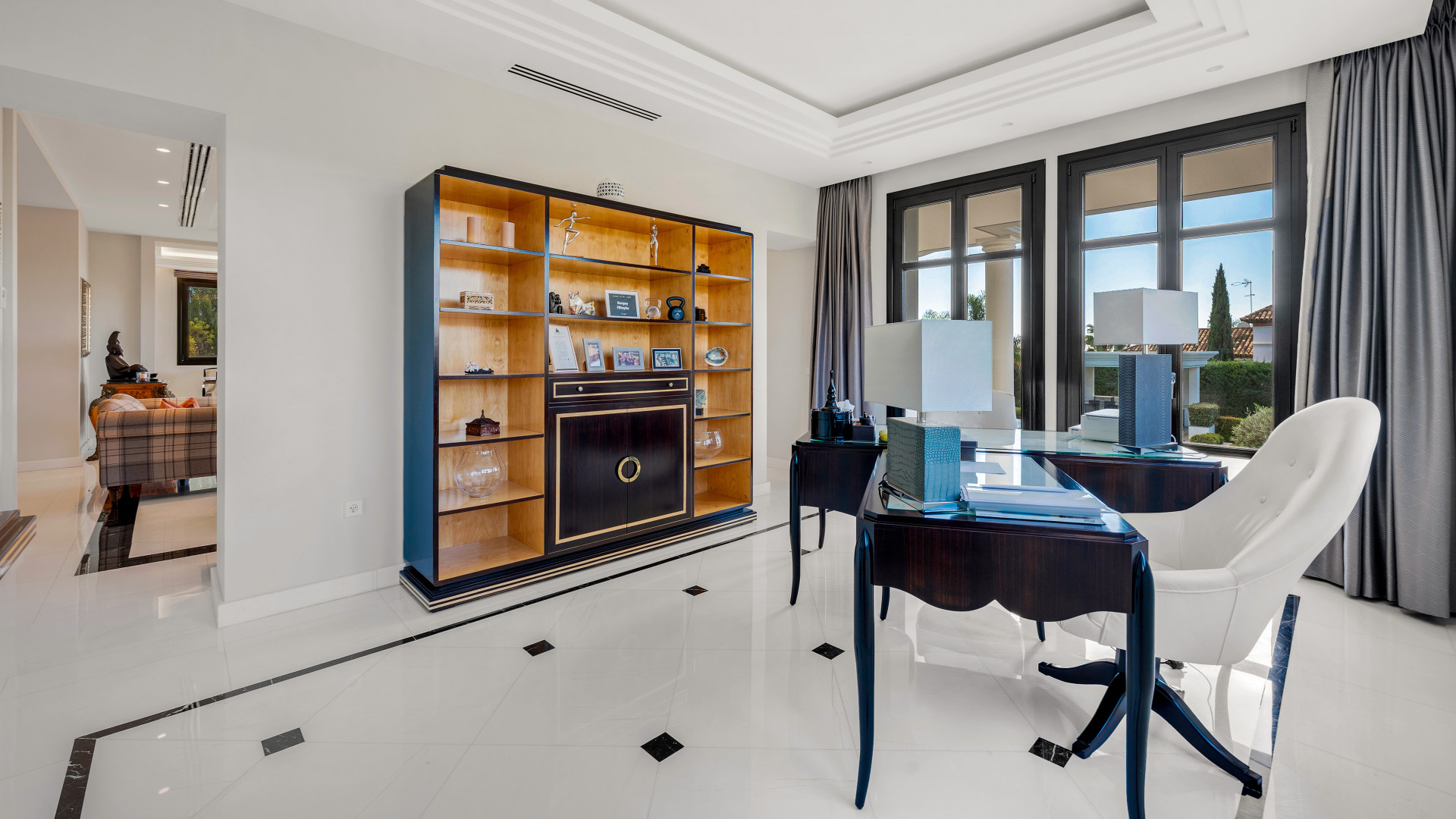 Gran Villa Clásica con Vistas al Mar Panorámico y Golf en La Alqueria, Mijas, Málaga — foto 17