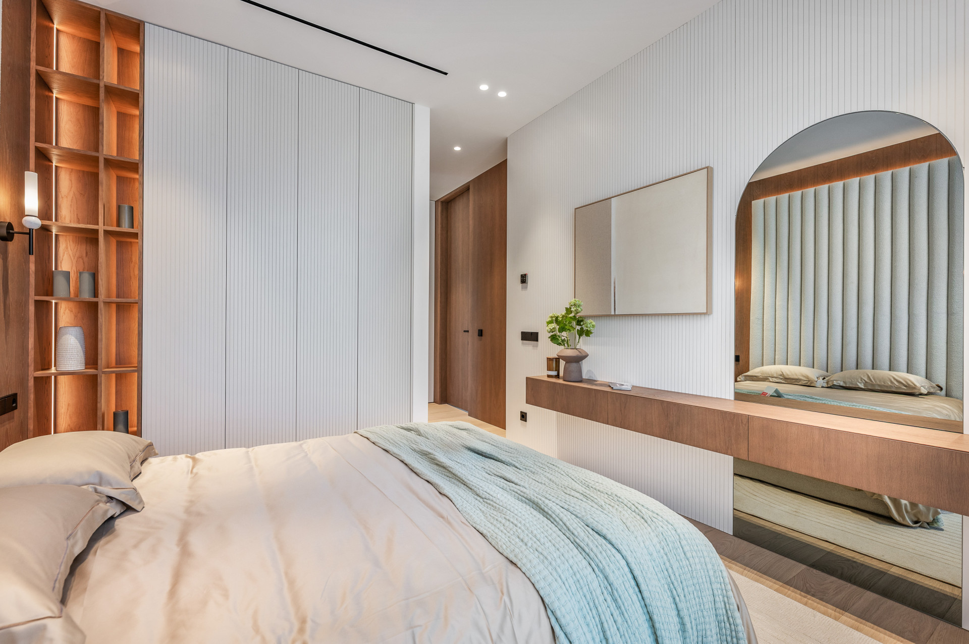 Luxe villa op het zuiden in Marbesa met uitzicht op zee, privé zwembad, sauna en panoramisch uitzicht op zee — foto 21