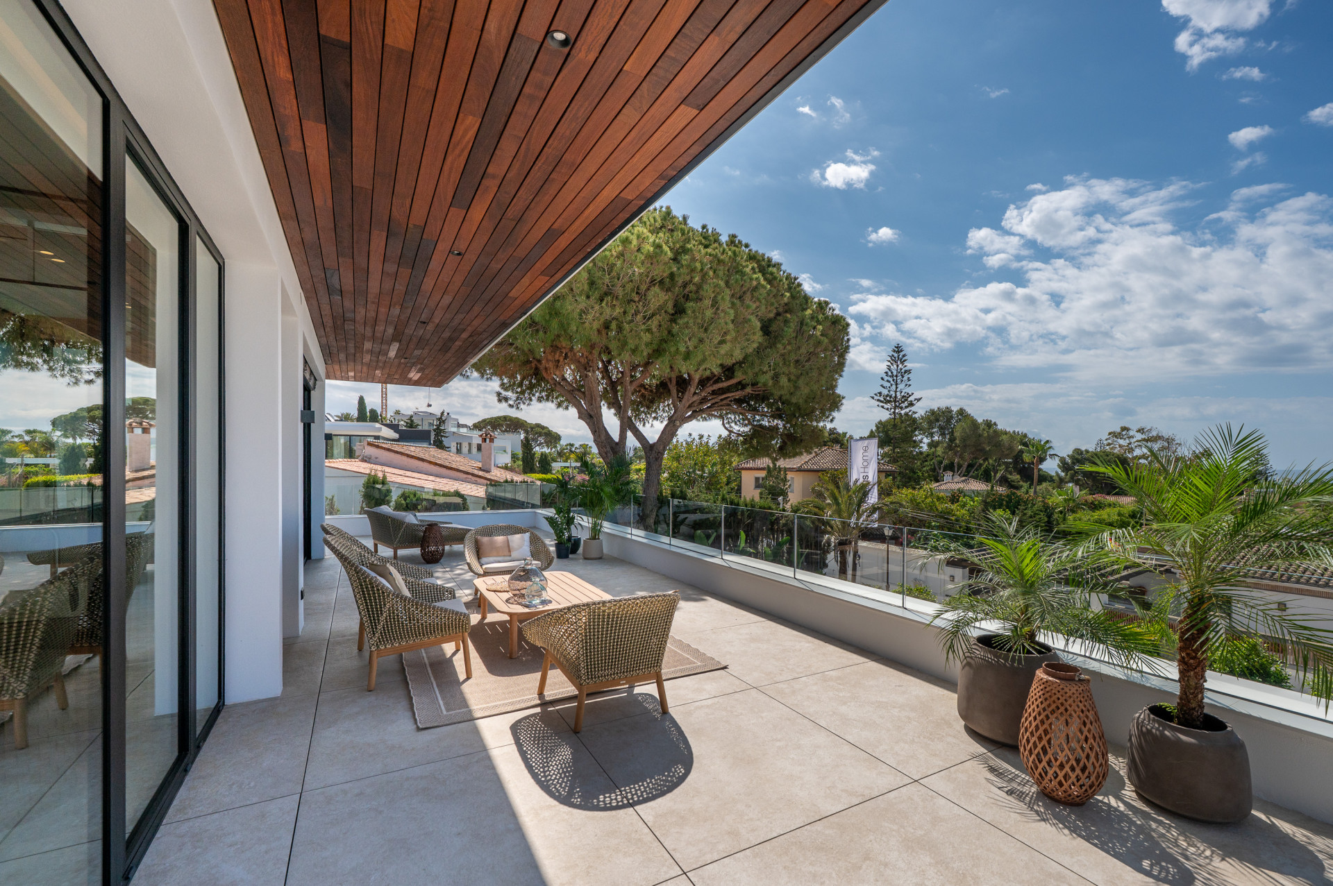Luxe villa op het zuiden in Marbesa met uitzicht op zee, privé zwembad, sauna en panoramisch uitzicht op zee — foto 19