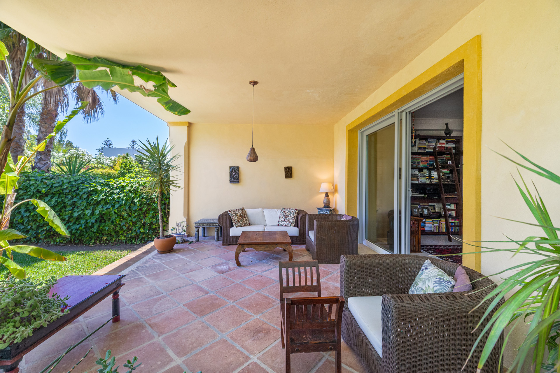 Sophisticated Front Line Golf Residence in the Heart of Nueva Andalucía — photo 23
