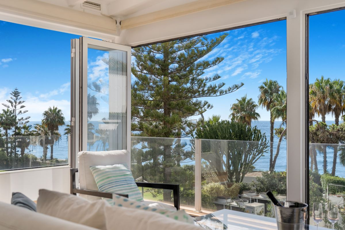Strandvilla mit Panoramablick auf das Meer in Marbellama mit touristischer Lizenz — Foto 24