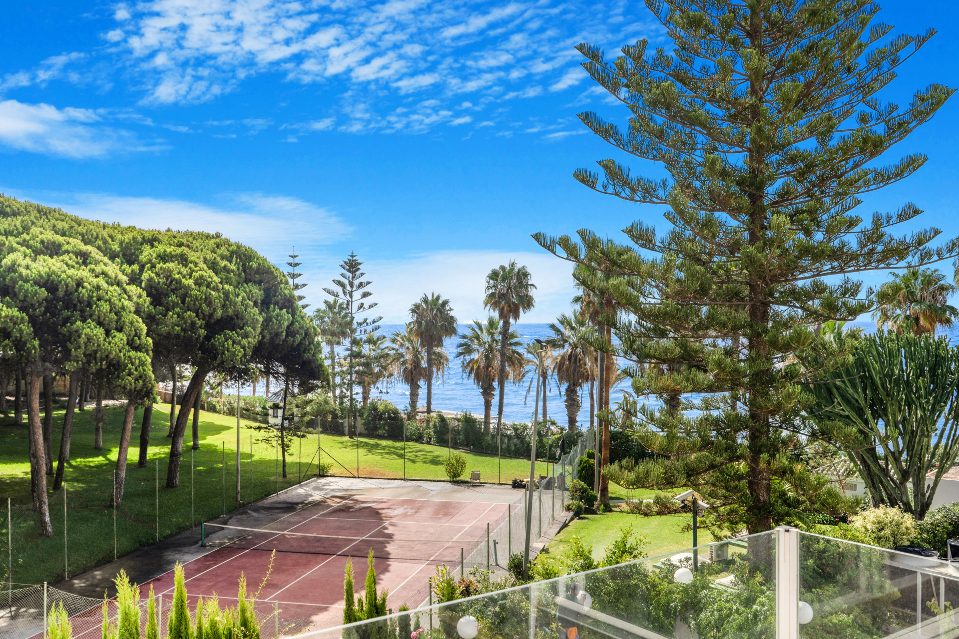 Strandvilla mit Panoramablick auf das Meer in Marbellama mit touristischer Lizenz — Foto 30