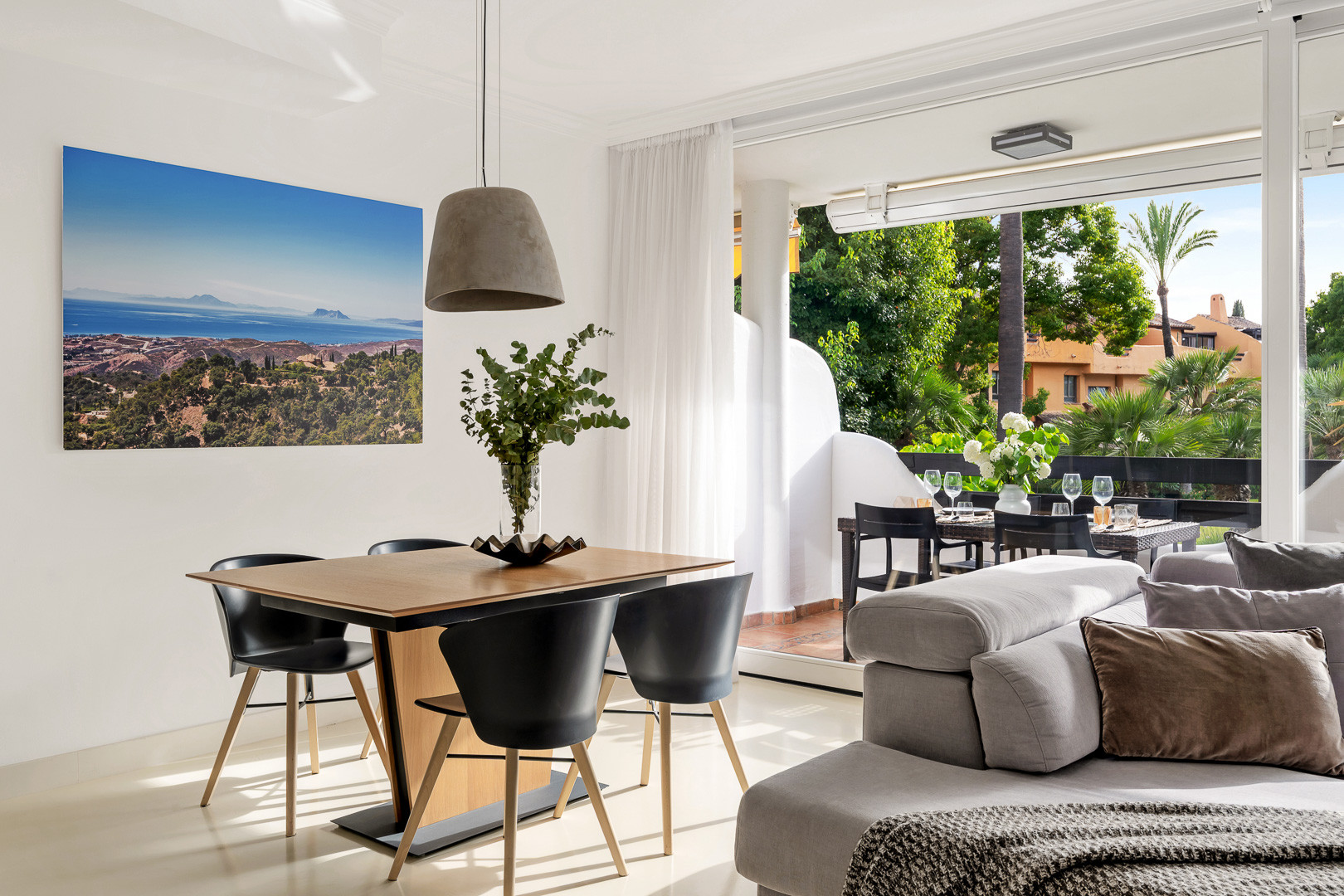 Casa unifamiliar con vistas panorámicas a La Concha en Marbella Milla de Oro — foto 6