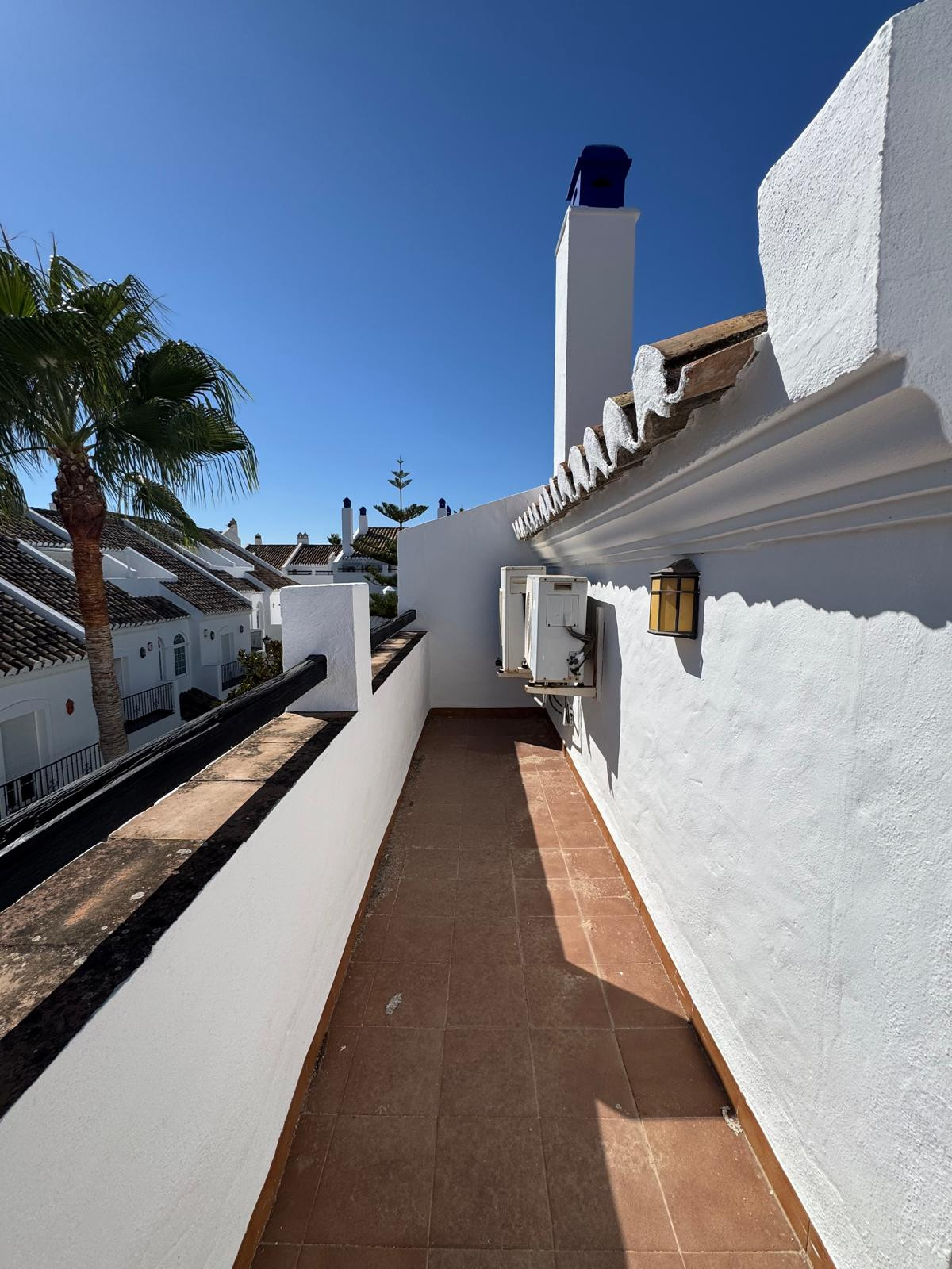 Prime Corner Townhouse Schritte von Marbella Club und Puente Romano — Foto 36
