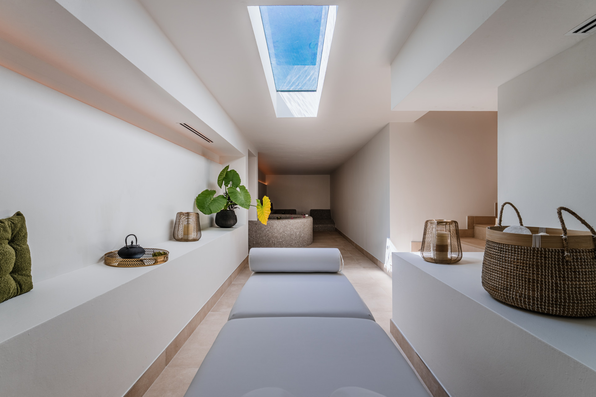 Villa de lujo de seis habitaciones con vistas panorámicas y ubicación privilegiada en Sierra Blanca, Marbella Milla de Oro. — foto 10