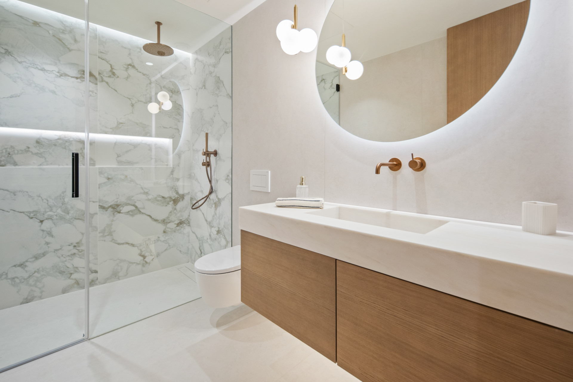 Recentelijk gerenoveerd duplex penthouse in Los Arrayanes, Nueva Andalucía — foto 26