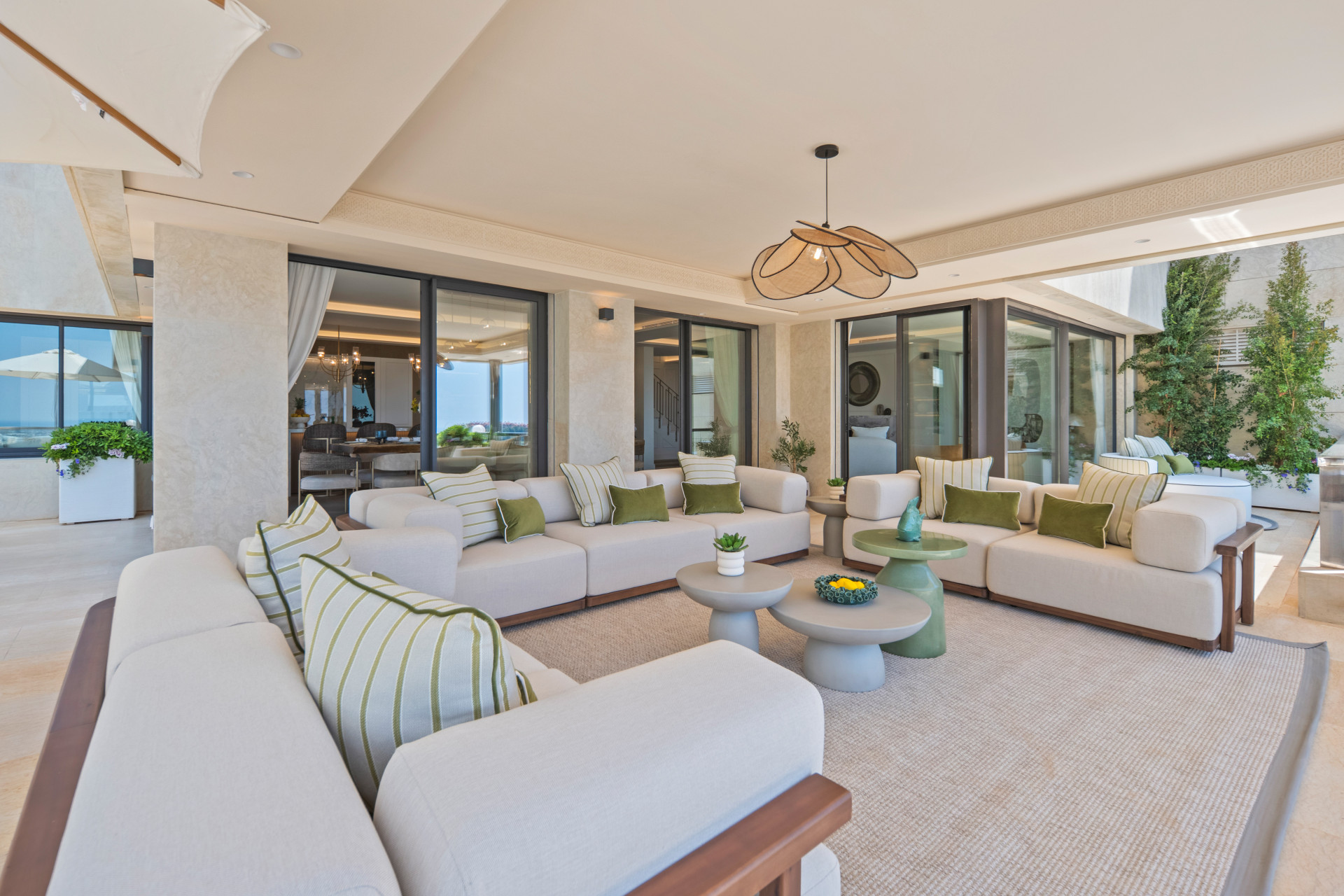 Recentelijk gerenoveerd duplex penthouse in Los Arrayanes, Nueva Andalucía — foto 2