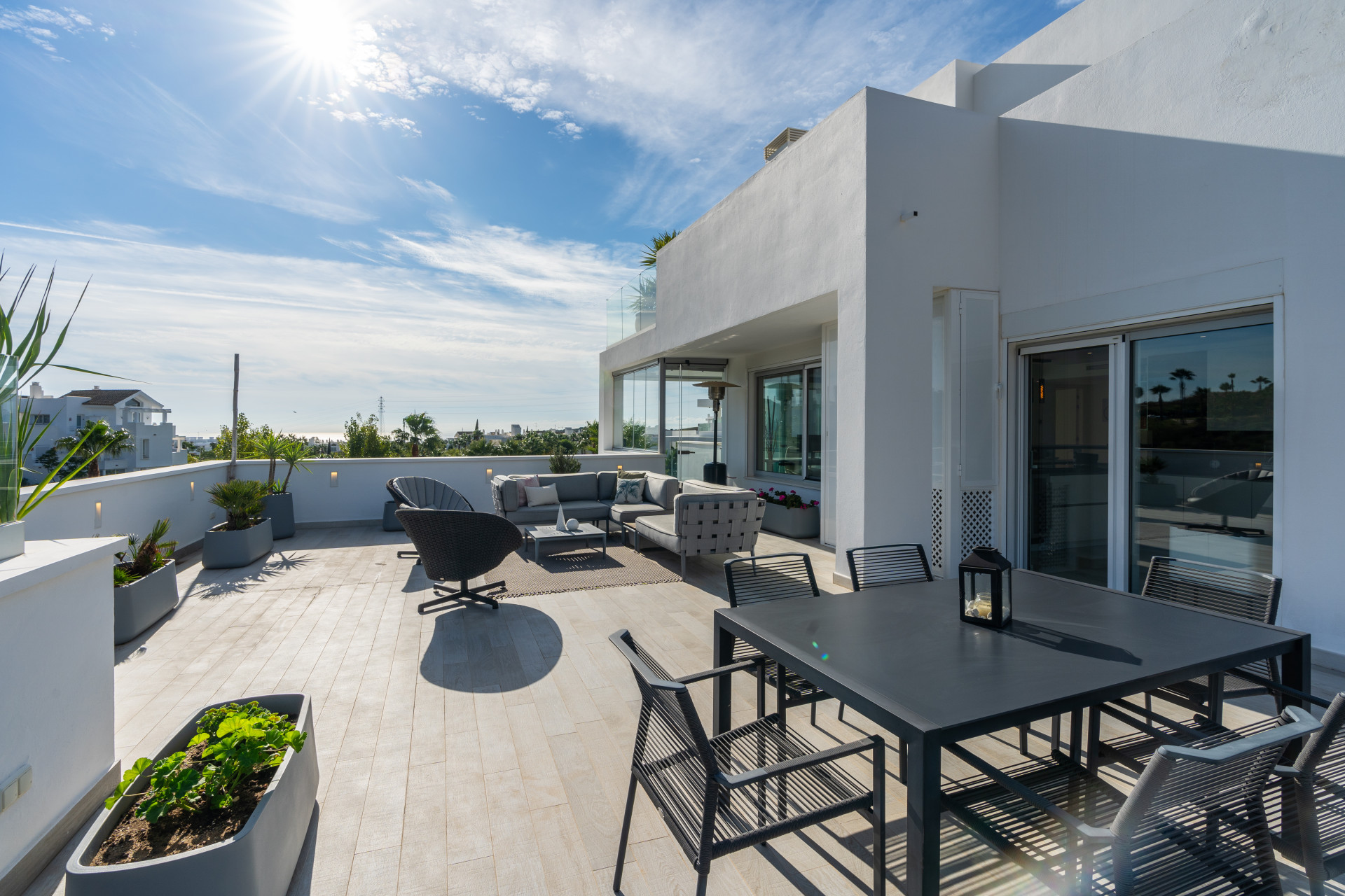 Moderne Wohnung in Casares wenige Minuten entfernt von Crystal Clear Lagoon — Foto 1