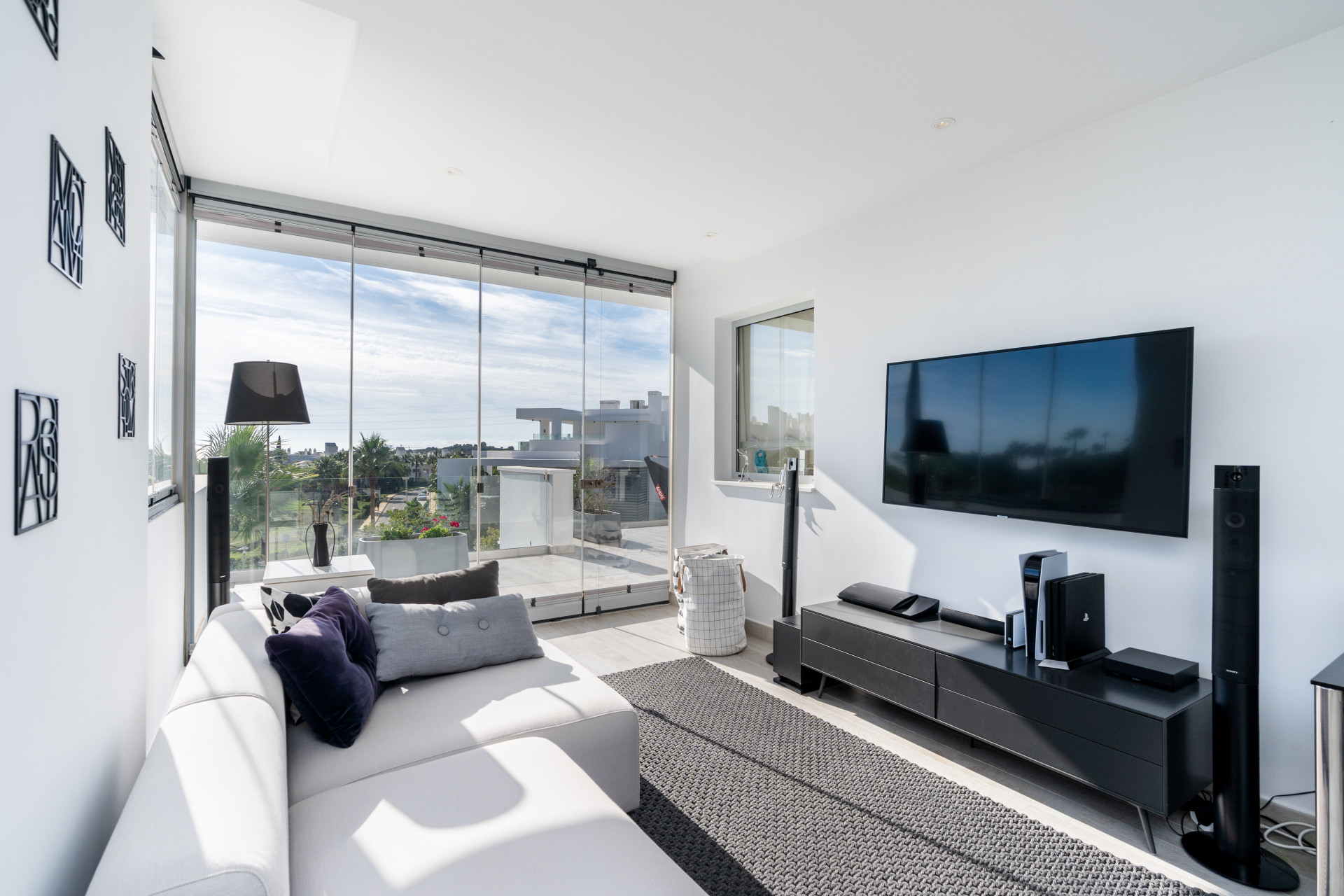 Moderne Wohnung in Casares wenige Minuten entfernt von Crystal Clear Lagoon — Foto 3
