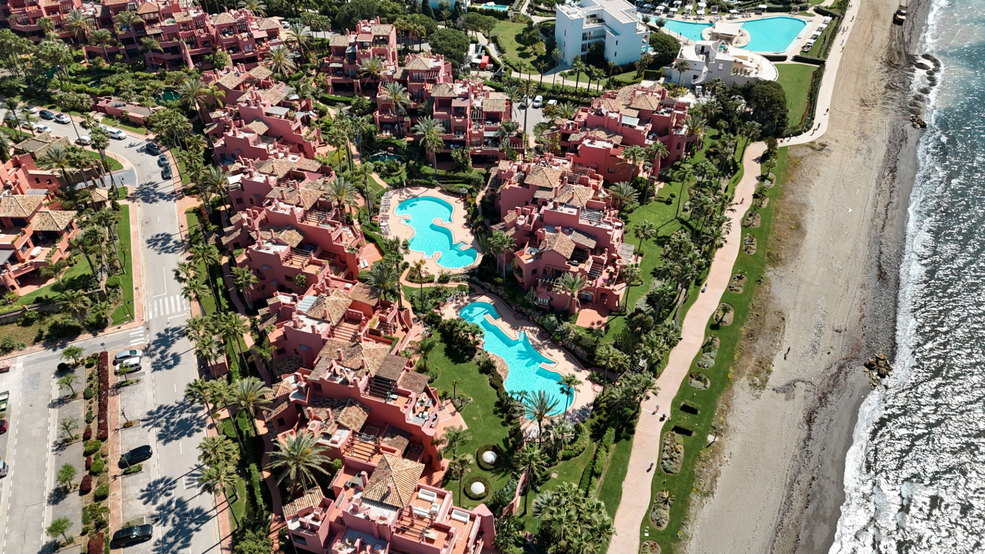 Elegant Duplex Penthouse in Menara Beach, Estepona — photo 23