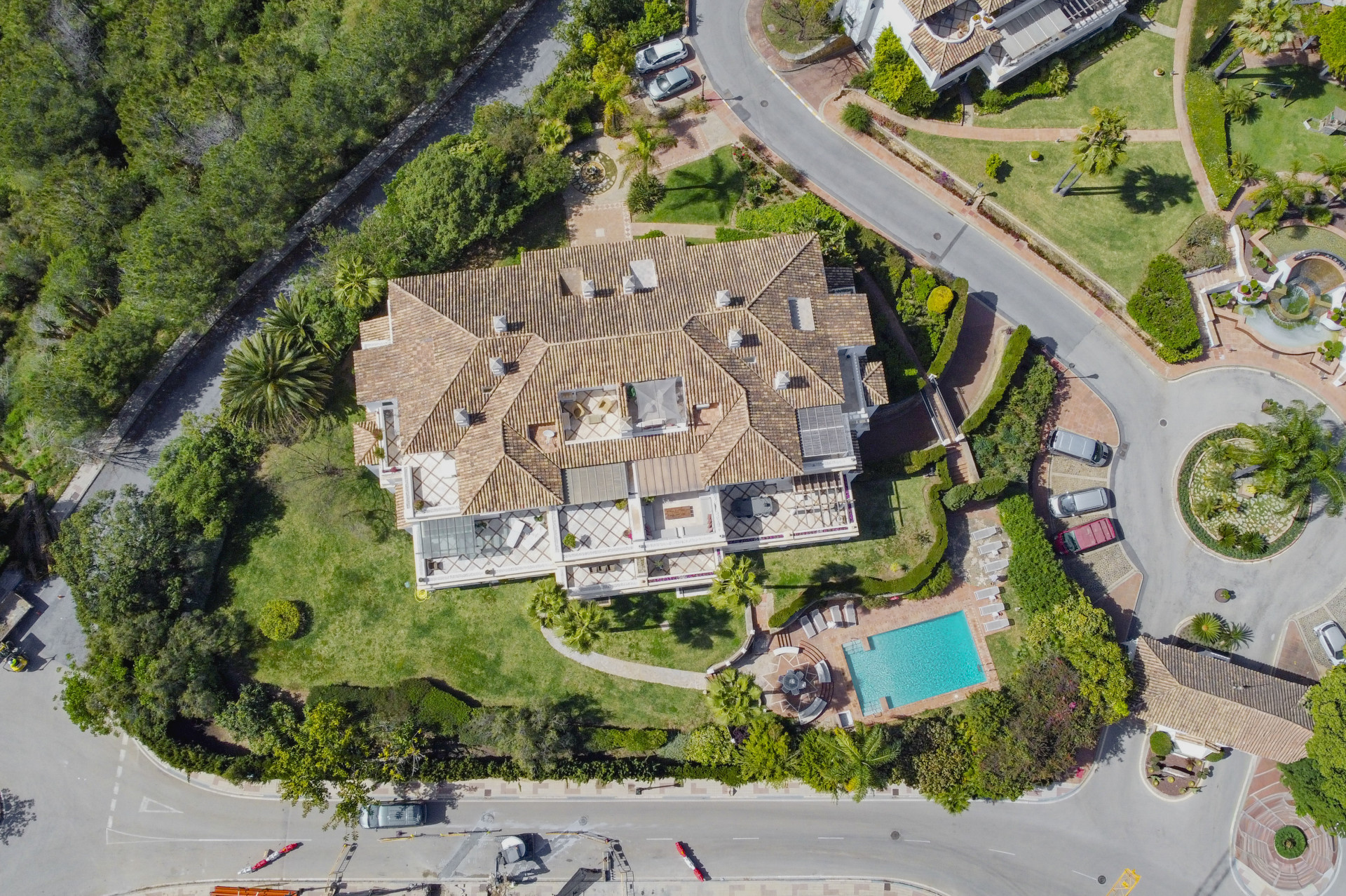 Ático dúplex en Monte Paraíso, Milla de Oro de Marbella — foto 40