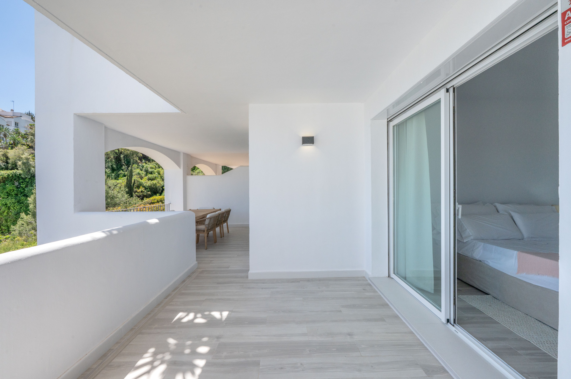 Apartamento de lujo recientemente renovado con vistas al mar en ALtos de la Quinta — foto 22