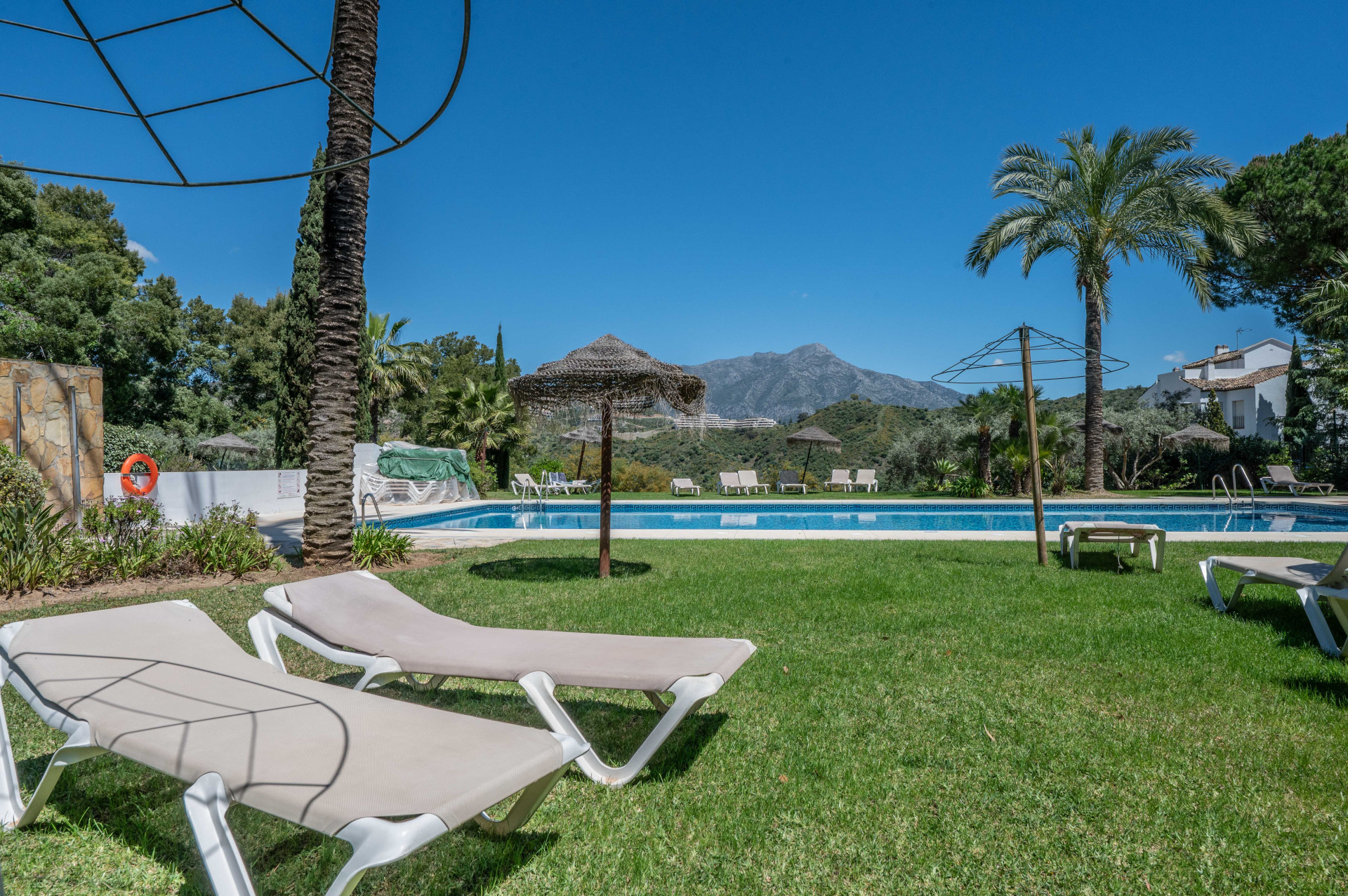 Apartamento de lujo recientemente renovado con vistas al mar en ALtos de la Quinta — foto 34