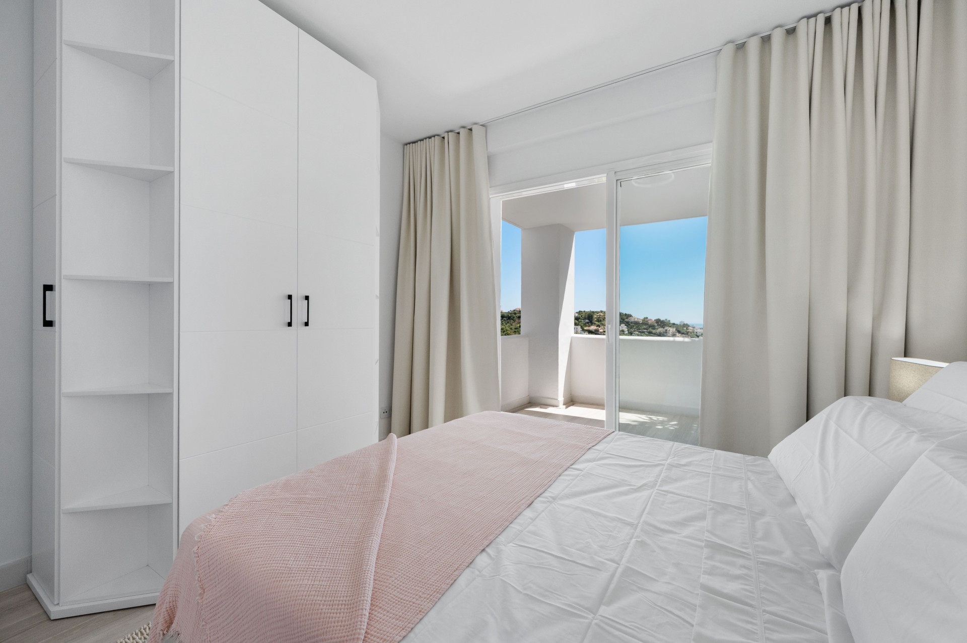 Apartamento de lujo recientemente renovado con vistas al mar en ALtos de la Quinta — foto 19