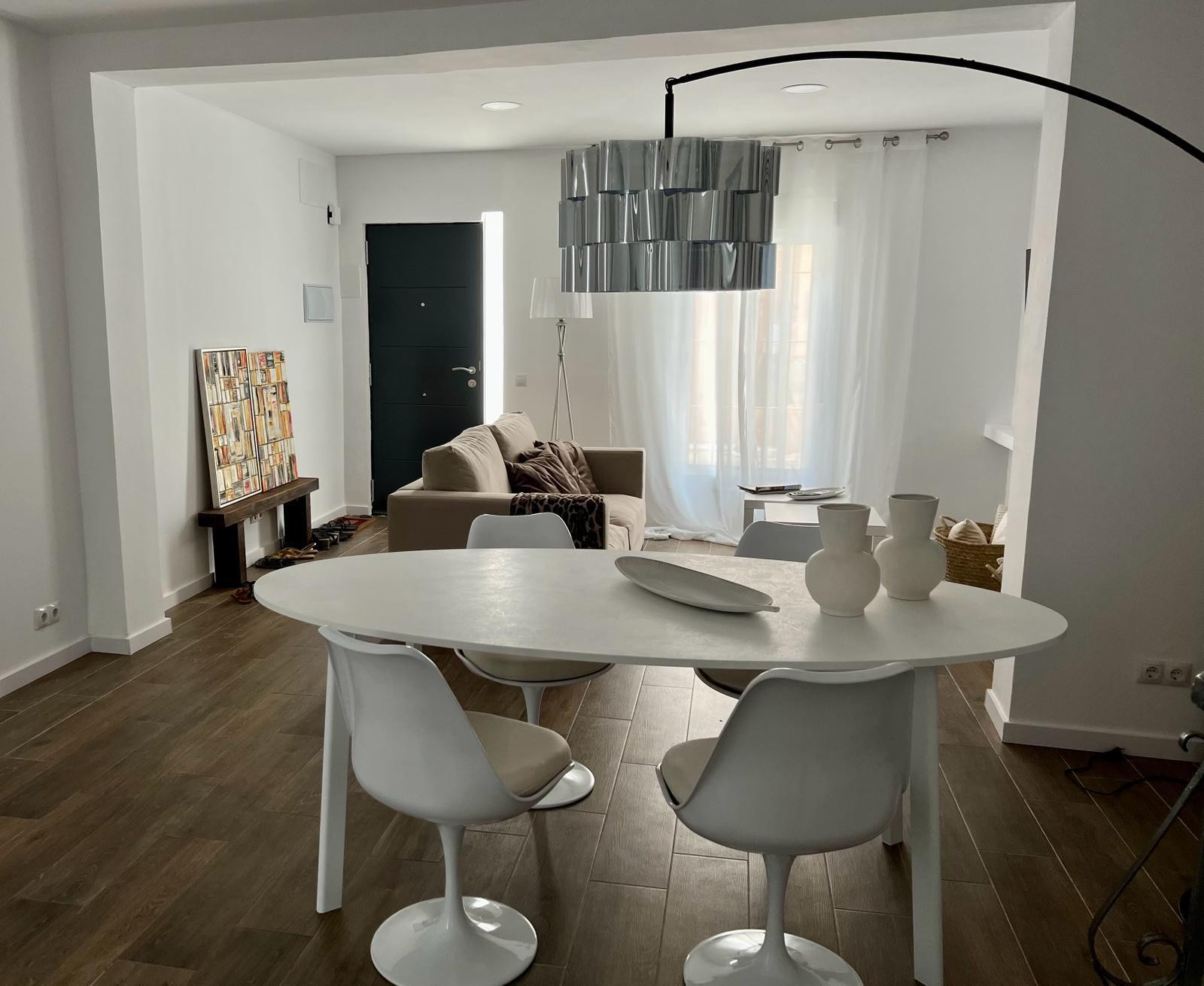 Charming Recently Renovated Townhouse in Coin in the Heart of Coin — photo 6