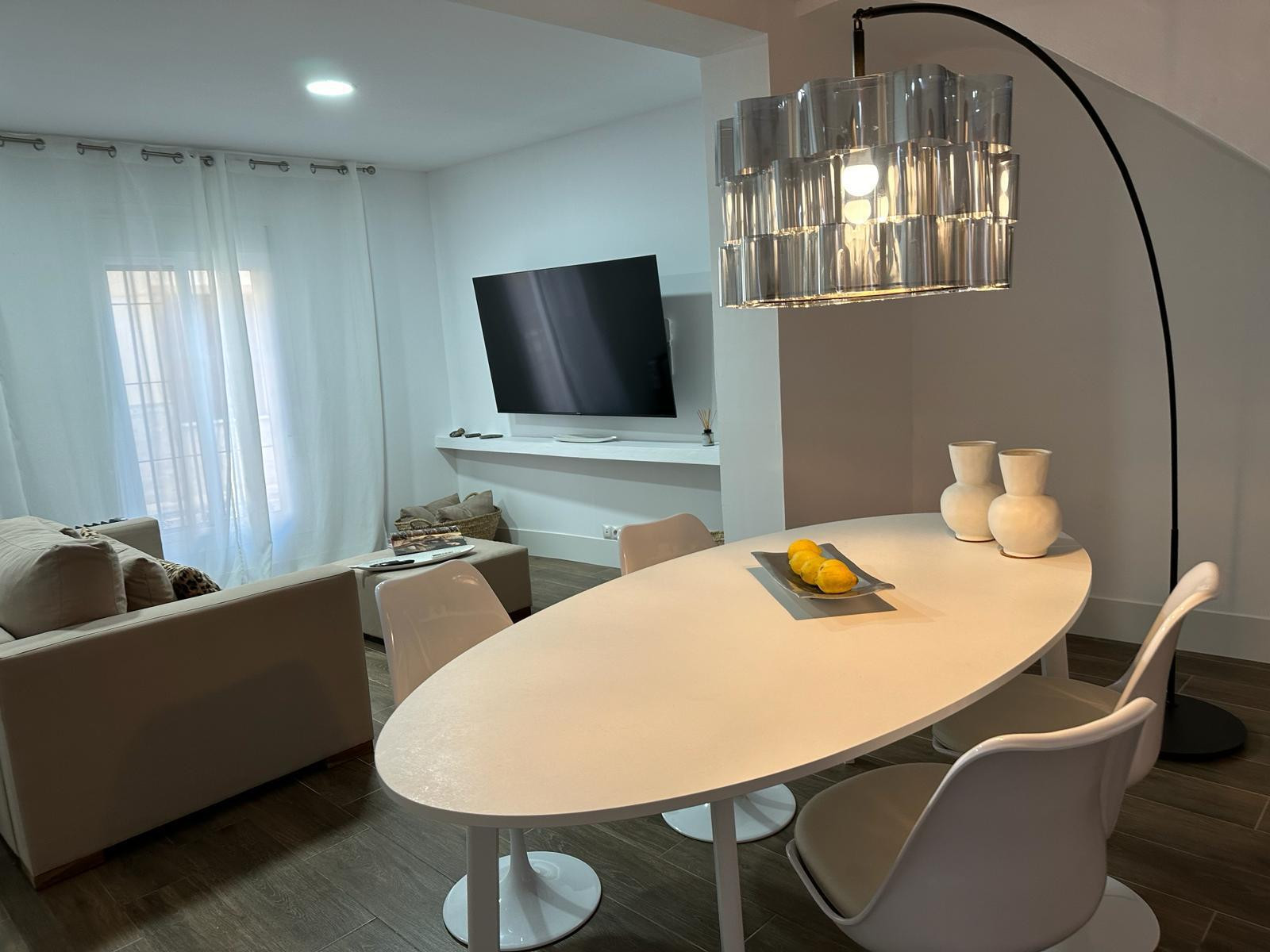 Charming Recently Renovated Townhouse in Coin in the Heart of Coin — photo 7