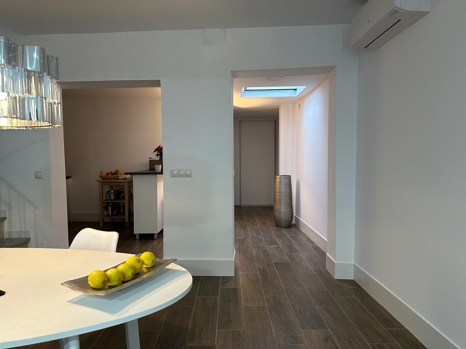 Charming Recently Renovated Townhouse in Coin in the Heart of Coin — photo 8