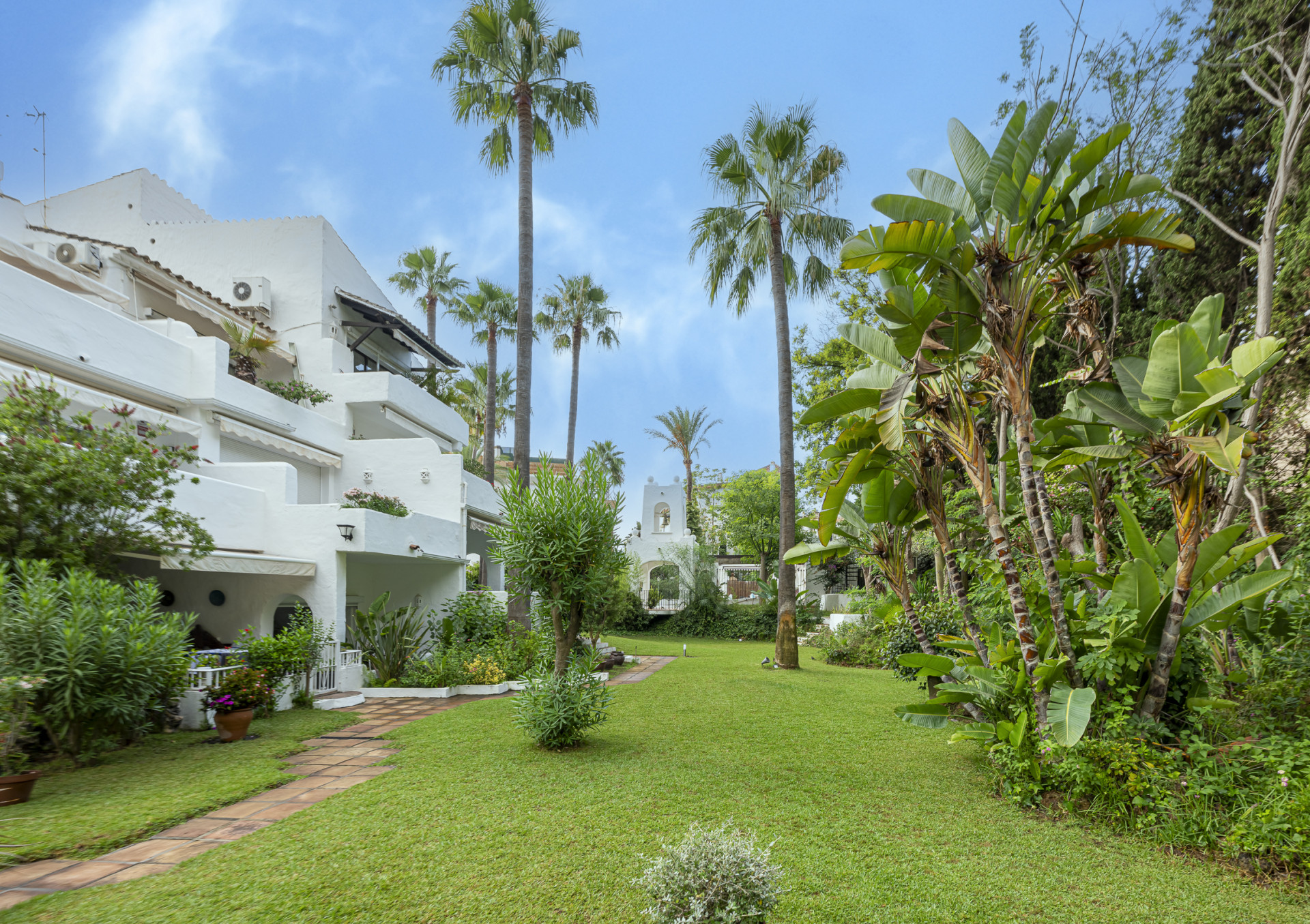 Luxus kürzlich renoviertes Duplex-Apartment zu Fuß Entfernung vom Strand — Foto 19