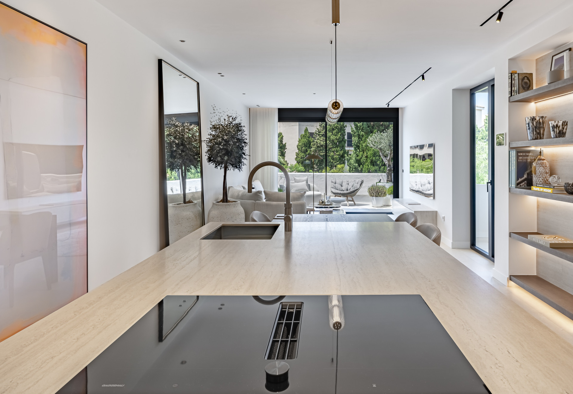 Luxus kürzlich renoviertes Duplex-Apartment zu Fuß Entfernung vom Strand — Foto 8