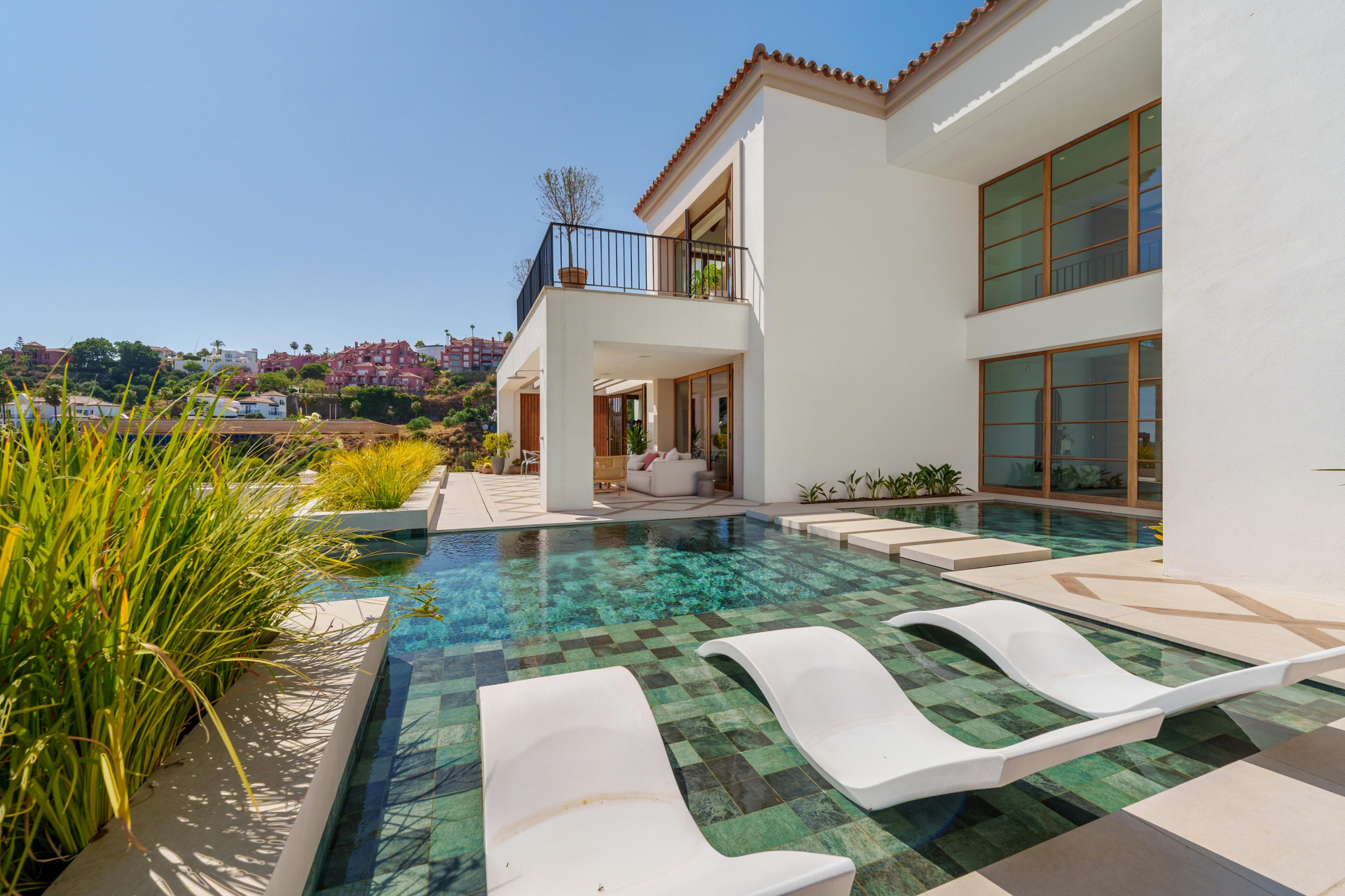 Uitzonderlijke 5-slaapkamer luxe villa met panoramisch uitzicht op de Middellandse Zee in de heuvels, Benahavis — foto 43
