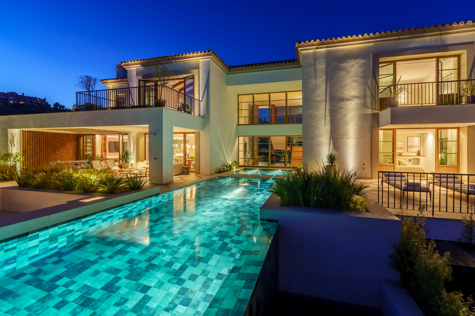 Uitzonderlijke 5-slaapkamer luxe villa met panoramisch uitzicht op de Middellandse Zee in de heuvels, Benahavis — foto 44