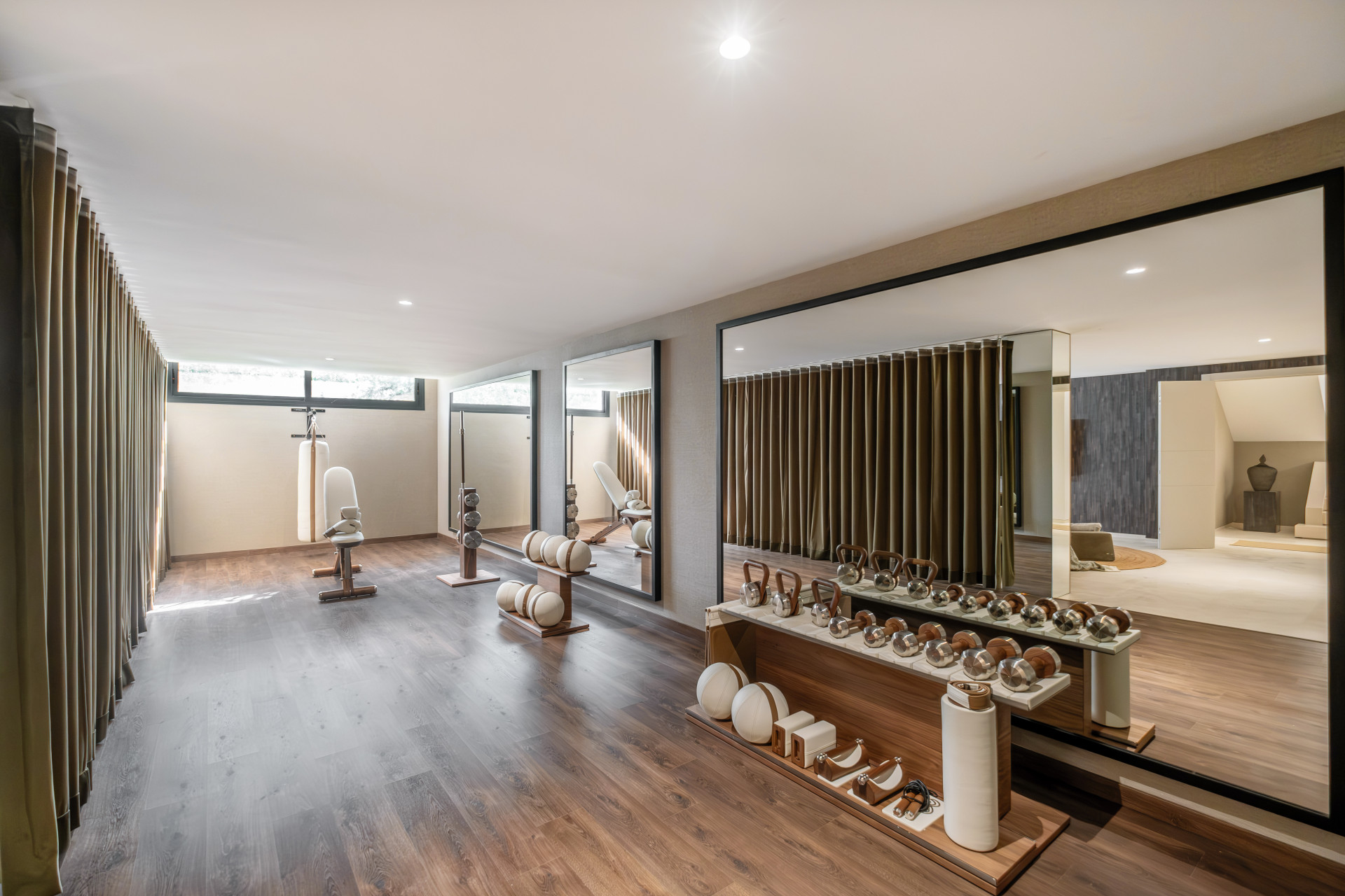 Exquisite Villa mit 6 Schlafzimmern in El Paraiso, Estepona – Luxusleben an der Costa del Sol — Foto 18