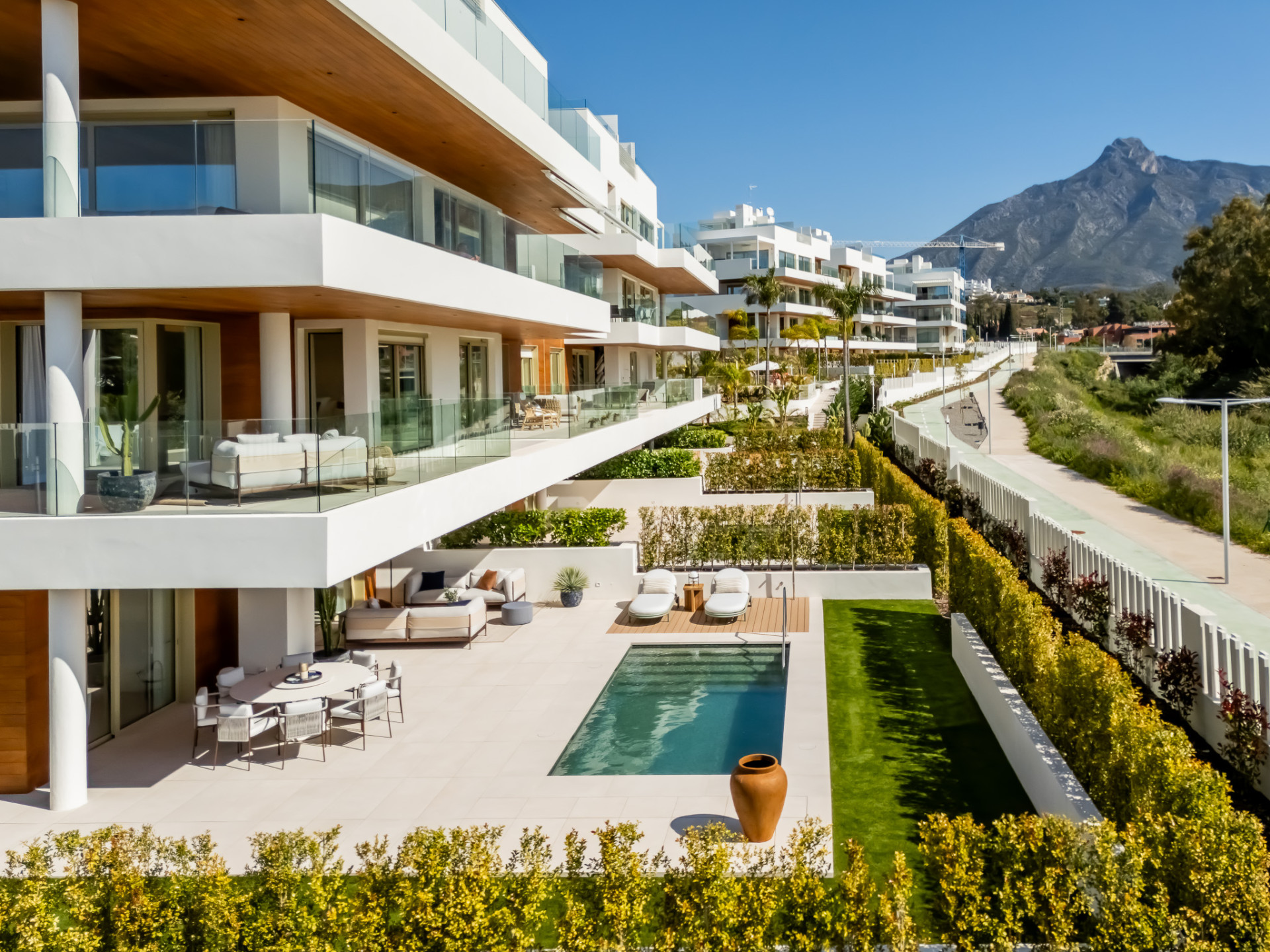 Exquisite Triplex mit privatem Pool in Marbella Goldene Meile – Benalús — Foto 29