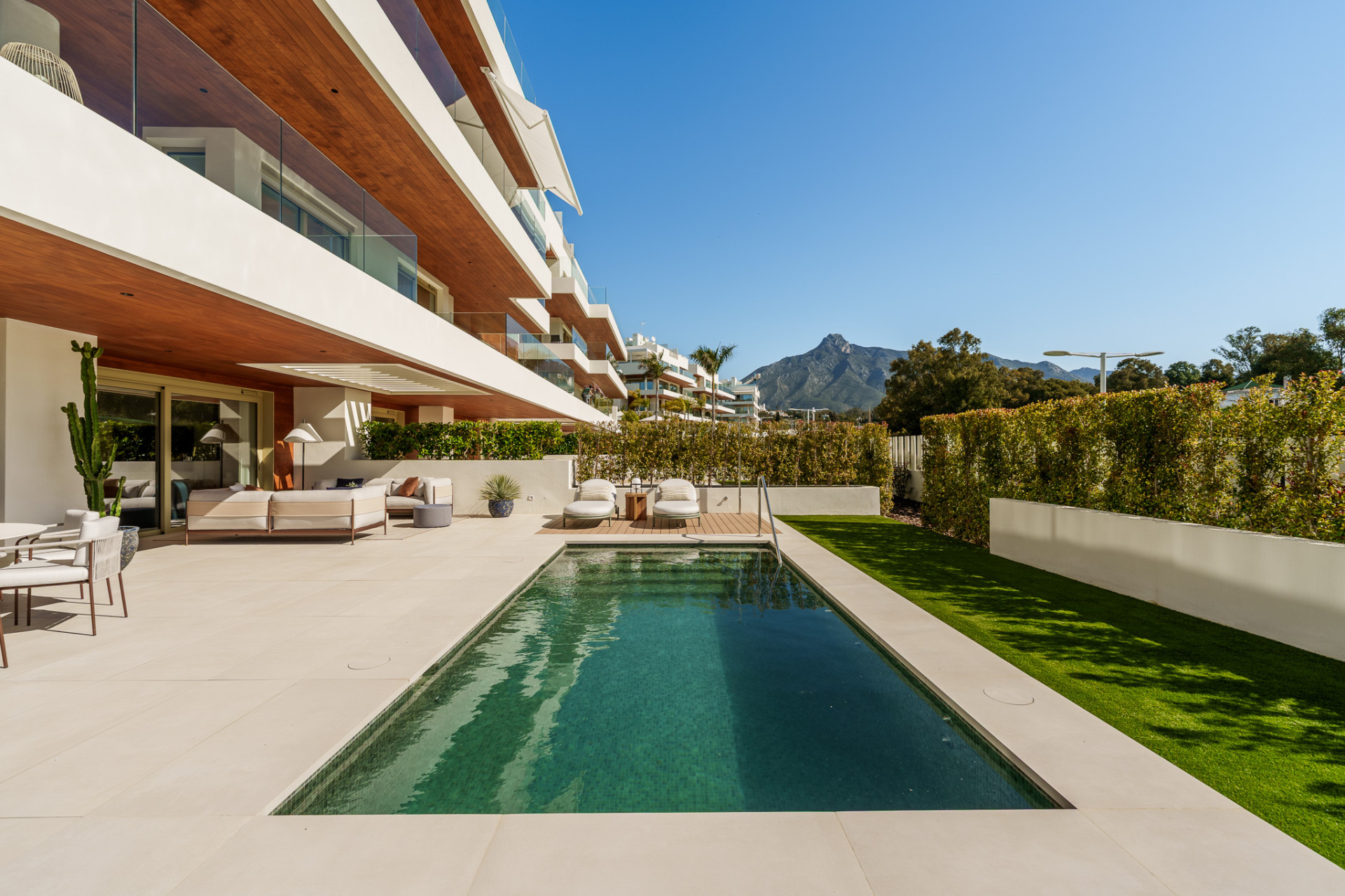Exquisite Triplex mit privatem Pool in Marbella Goldene Meile – Benalús — Foto 25