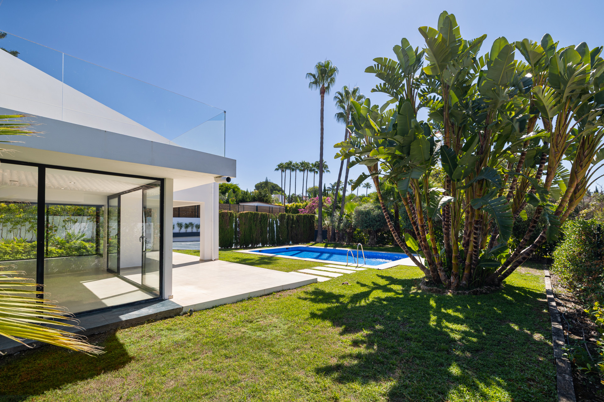 Villa contemporánea exquisita en Alta Vista, San Pedro de Alcántara — foto 21