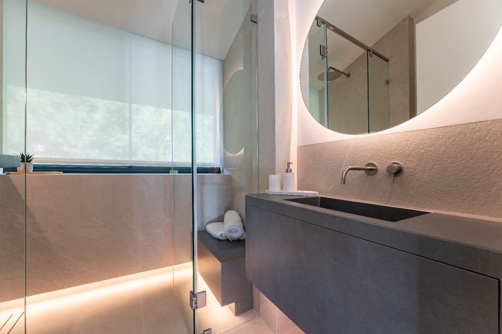 Exquisite moderne Villa in Gated Hacienda Las Chapas, Marbella Ost — Foto 19