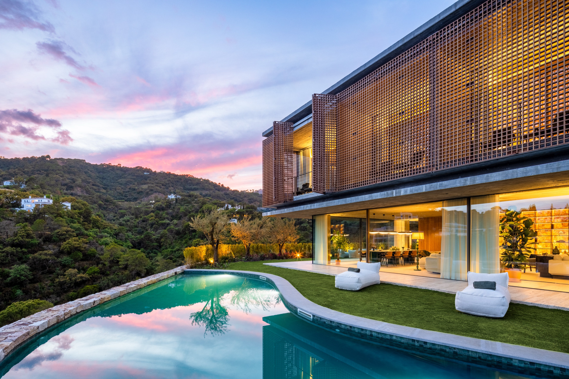 Architectural Masterpiece Villa in El Madroñal, Benahavis — foto 36