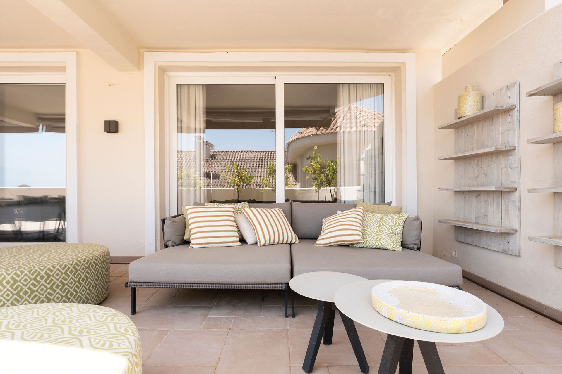 Hedendaagse Luxe Duplex in Aloha Hill Club met uitzicht op zee — foto 17