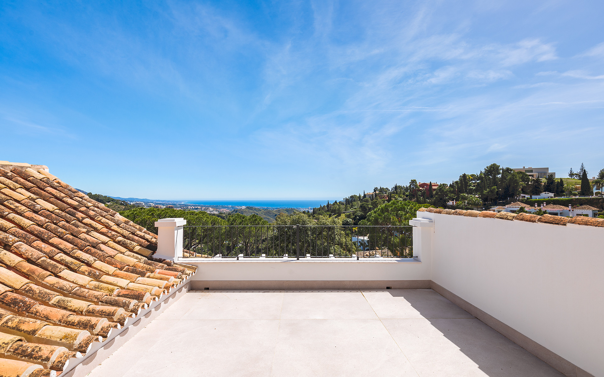 Atemberaubende voll renovierte Luxusvilla in El Madroñal mit Meerblick — Foto 32
