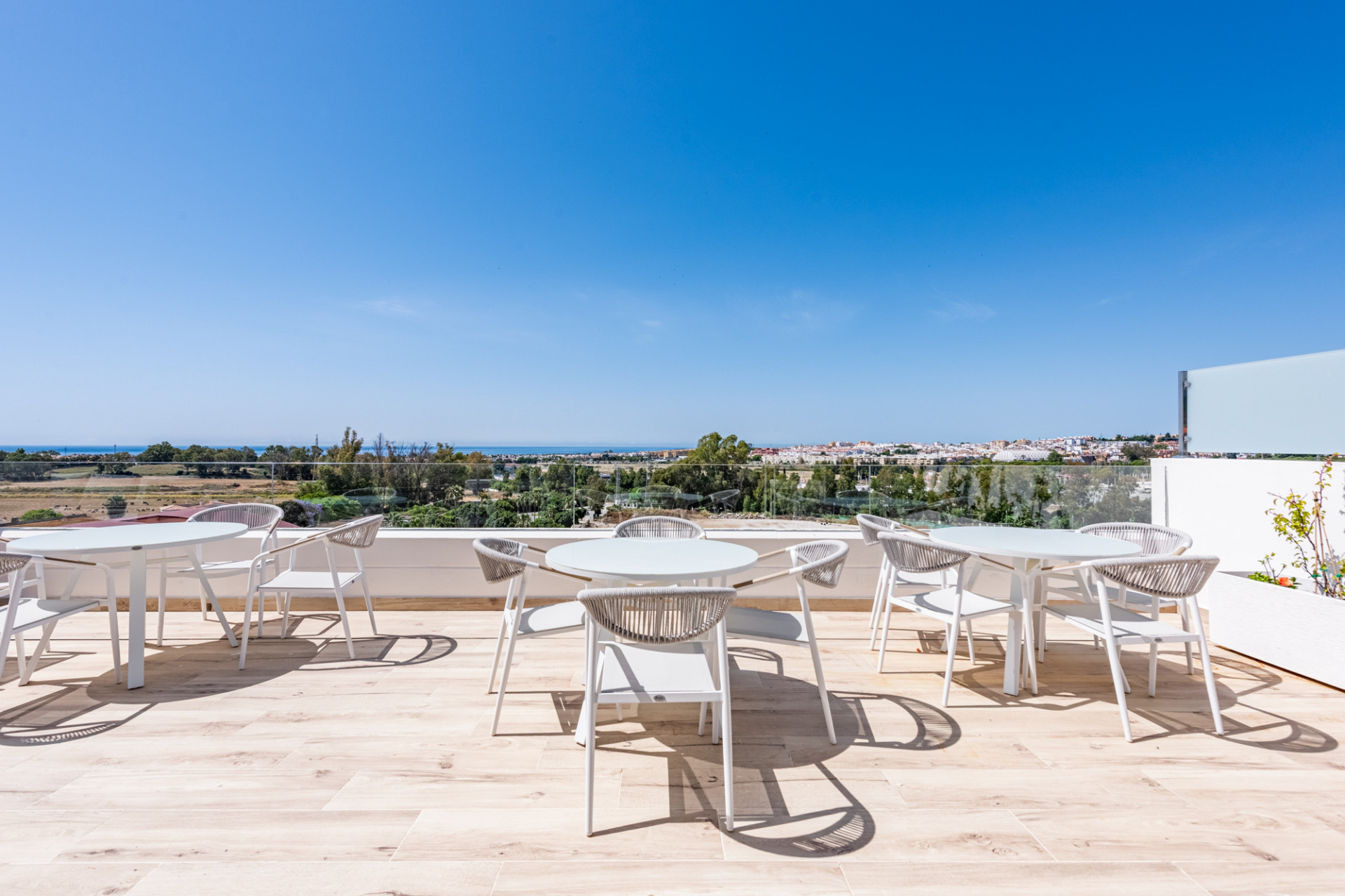 Brand New Luxury Corner Apartment with Sea & Mountain Views in Nueva Andalucia, Marbella — photo 30