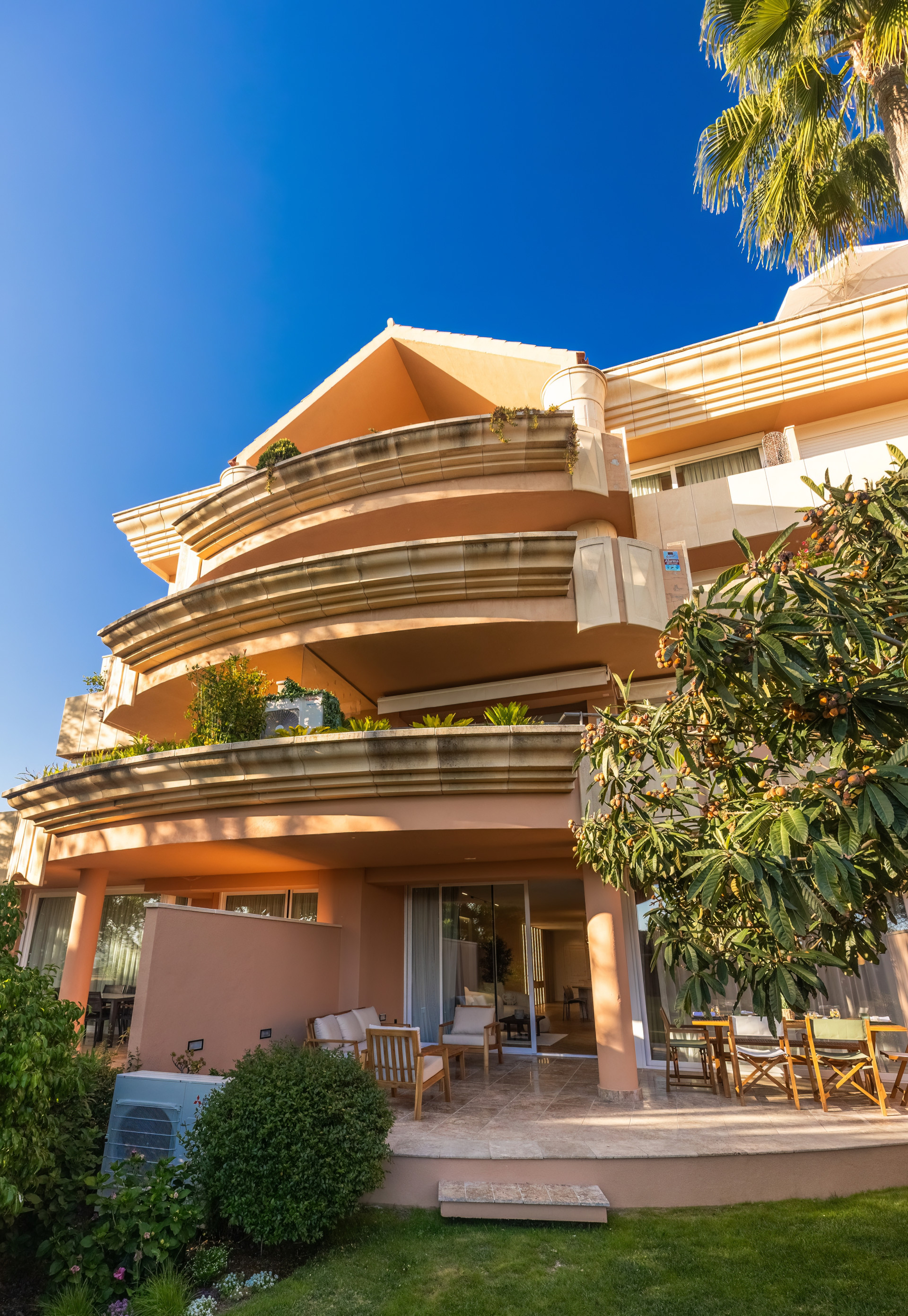 Apartamento recientemente reformado en planta baja en Magna Marbella, Nueva Andalucia — foto 28