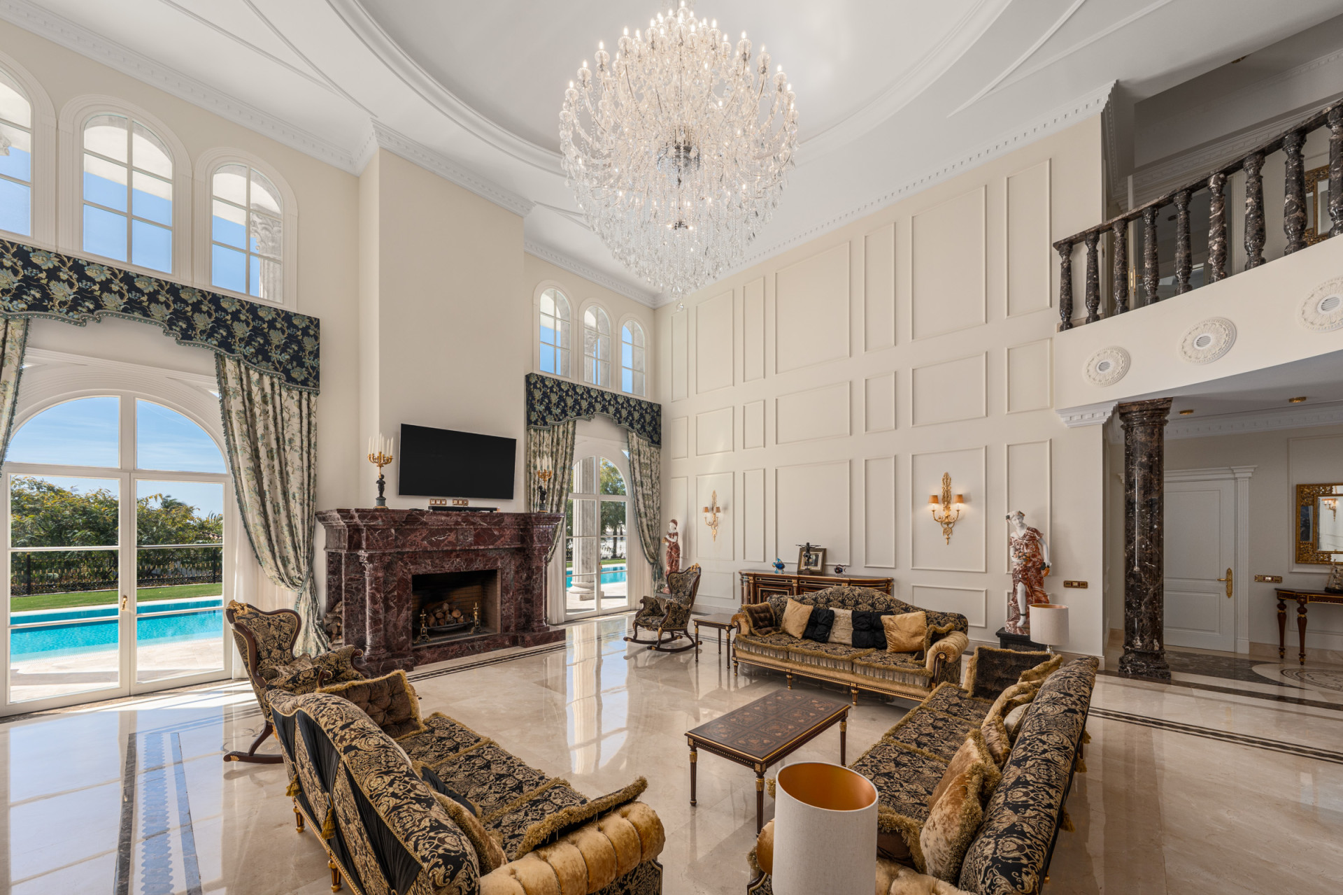 Prachtige neo-klassieke villa in Sierra Blanca, Marbella Golden Mile — foto 2