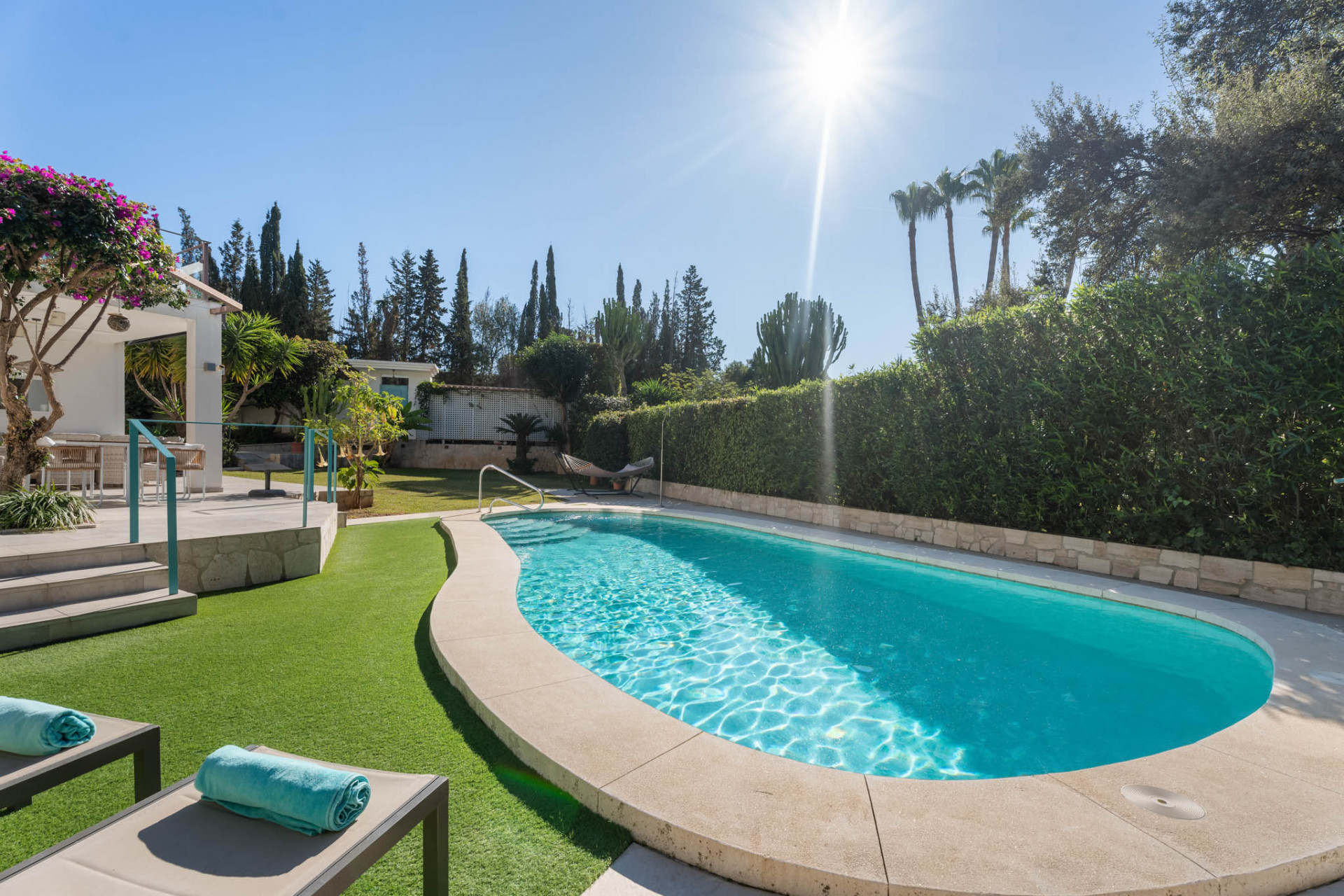 Charmante Familienvilla mit Prime Lage in El Rosario, Marbella Ost — Foto 21