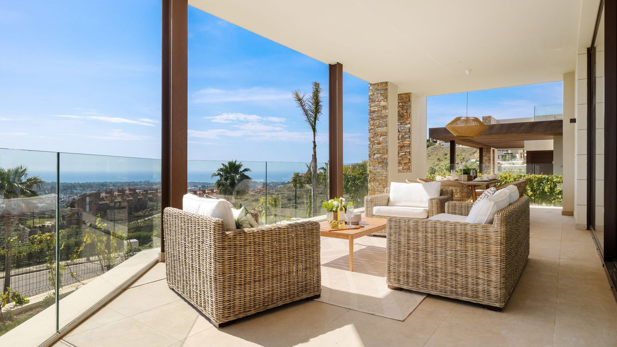 Luxury Newly Built Villa with Panoramic Sea Views in Benahavis, Malaga — photo 16