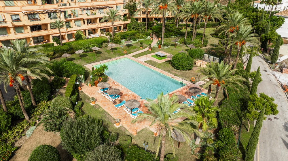 Luxus Duplex Penthouse mit ausgedehnten Meerblick in Los Flamingos, Benahavis — Foto 26