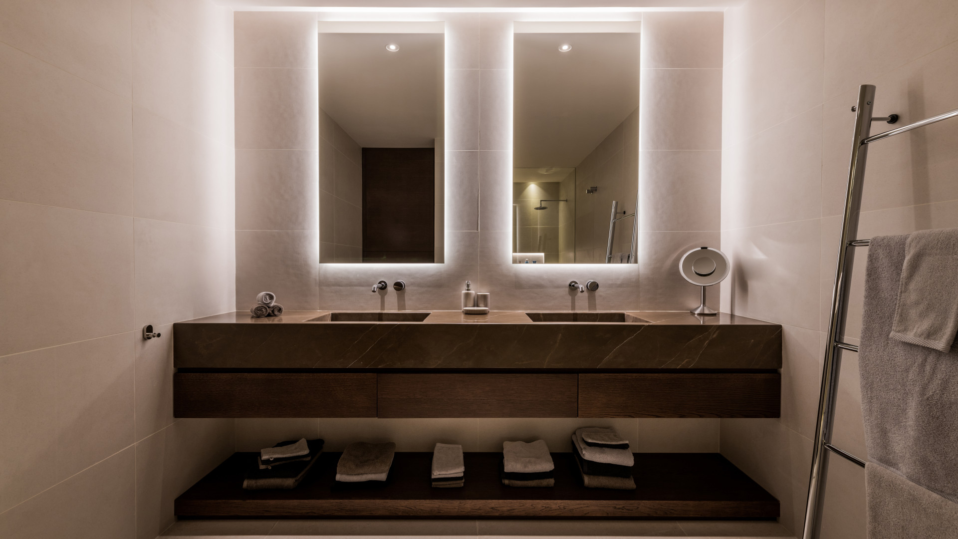 Luxe Golf Villa voor Front Line met panoramisch uitzicht in Los Flamingos, Benahavis — foto 33