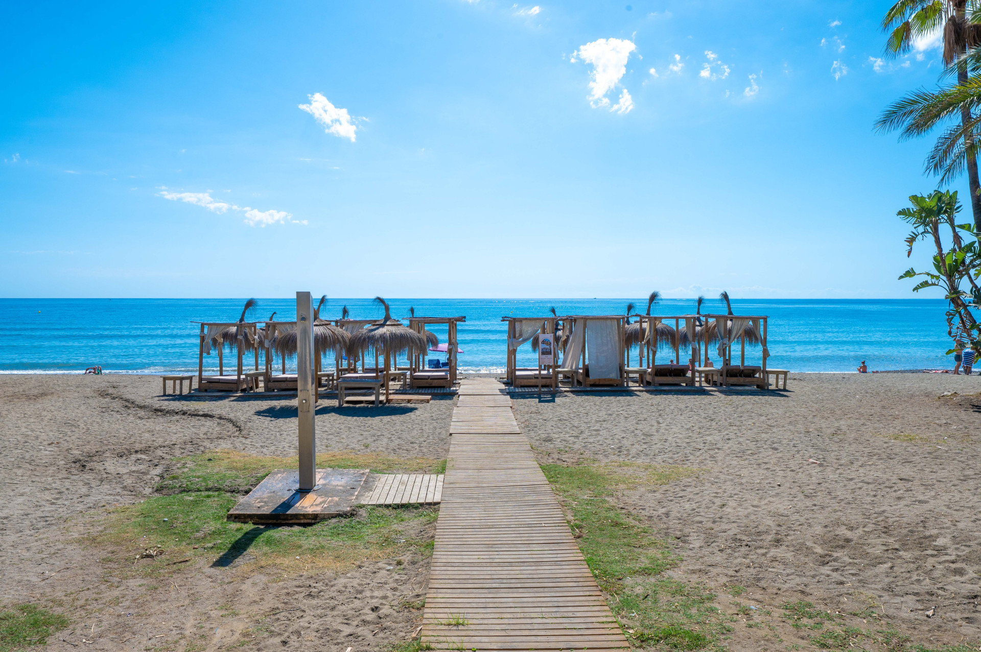 Luxurious 3-Bedroom Penthouse with Panoramic Sea Views in Bahia Alcantara, San Pedro de Alcantara — photo 17
