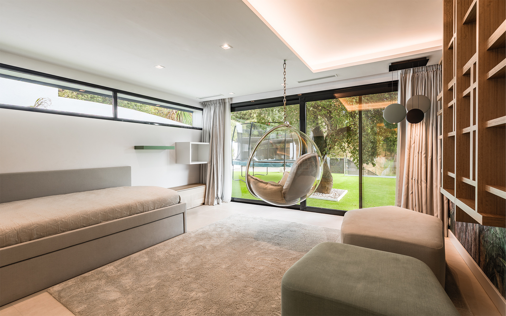 Villa reformada exquisita con casa de huéspedes y vistas panorámicas en El Madroñal, Benahavis — foto 16