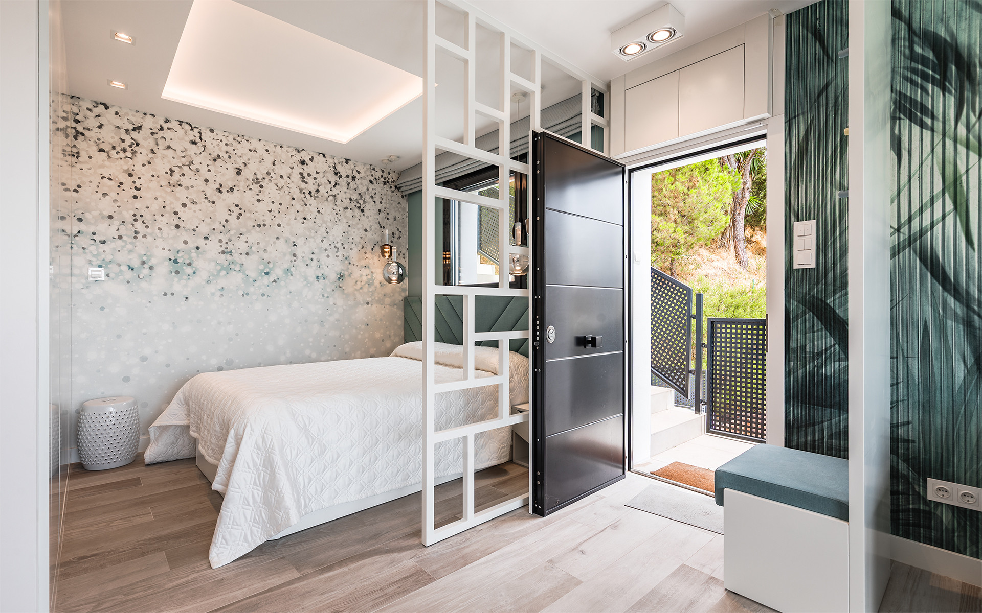 Villa reformada exquisita con casa de huéspedes y vistas panorámicas en El Madroñal, Benahavis — foto 23