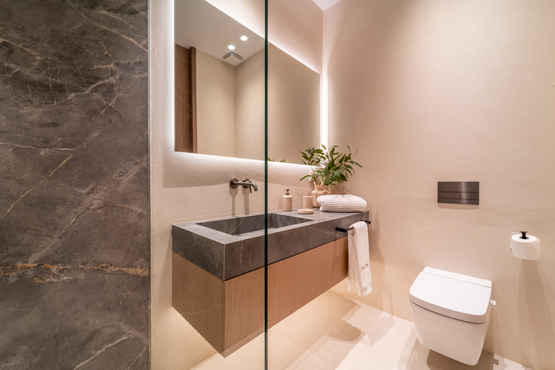 Exquisite Marke Neue Luxusvilla in Los Monteros Playa, Marbella Ost — Foto 20