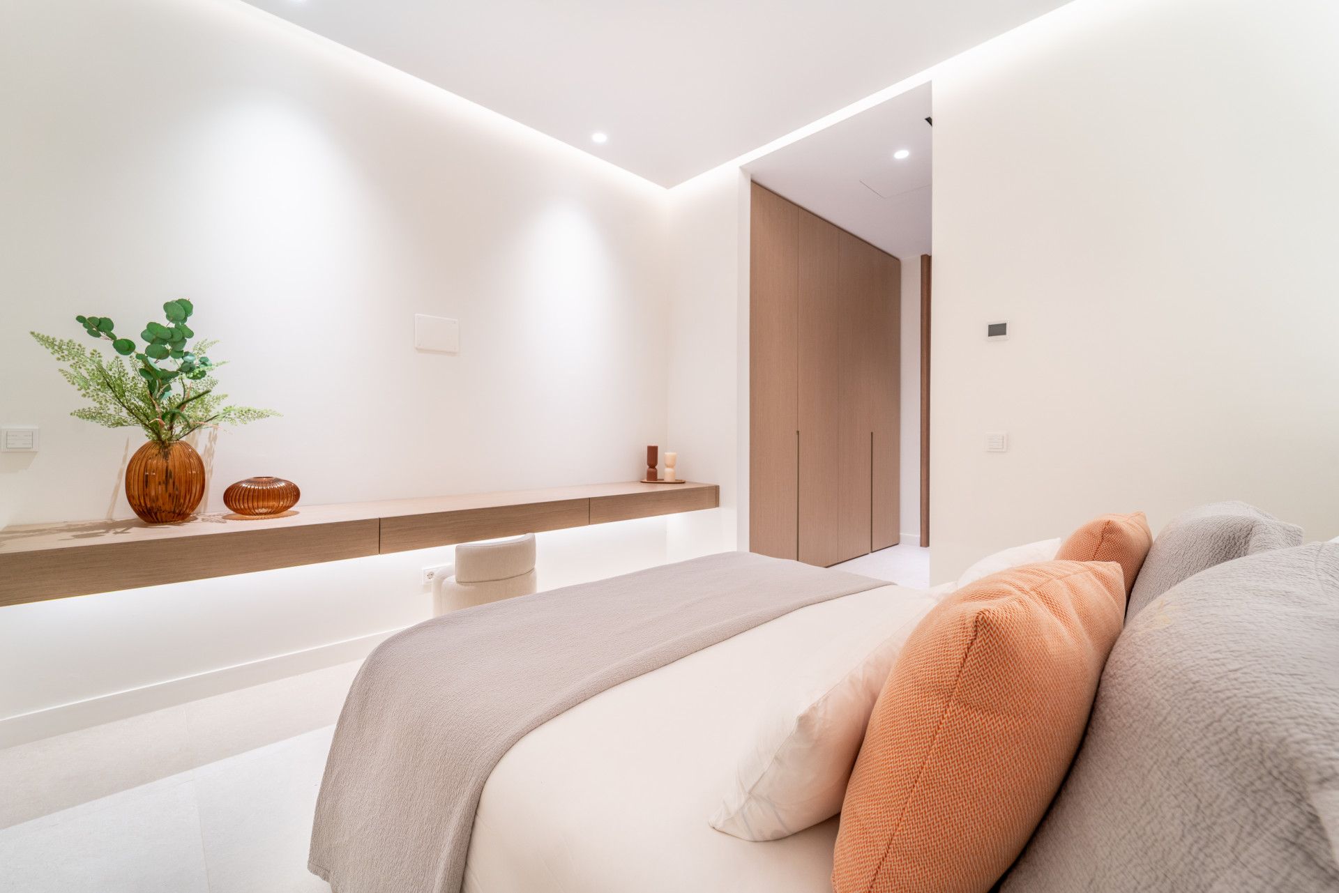 Exquisite Marke Neue Luxusvilla in Los Monteros Playa, Marbella Ost — Foto 19