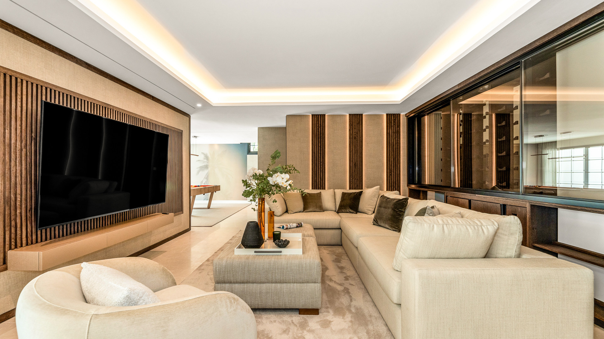 Prachtige villa met zes slaapkamers in Parcelas del Golf, Marbella — foto 21
