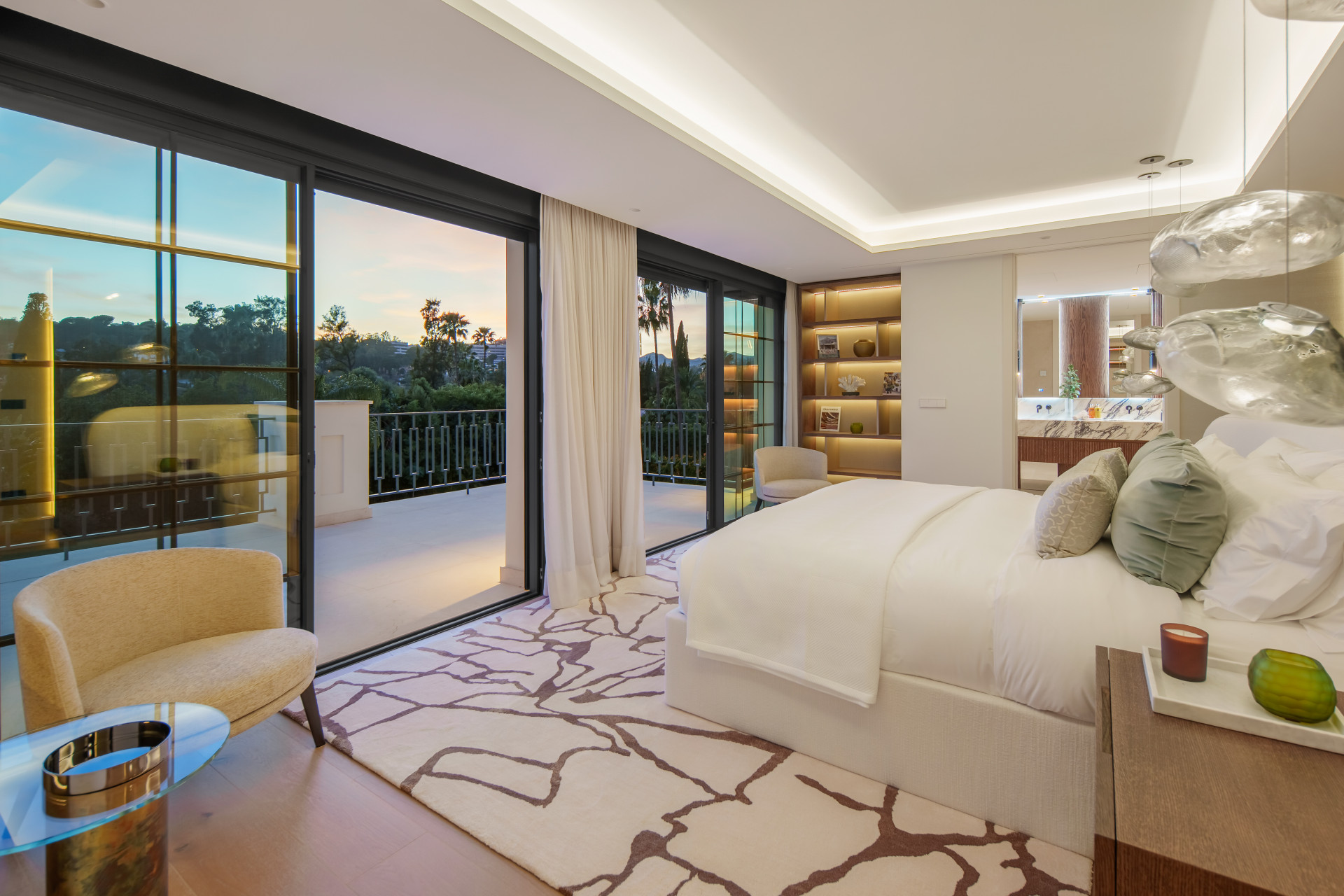 Prachtige villa met zes slaapkamers in Parcelas del Golf, Marbella — foto 10