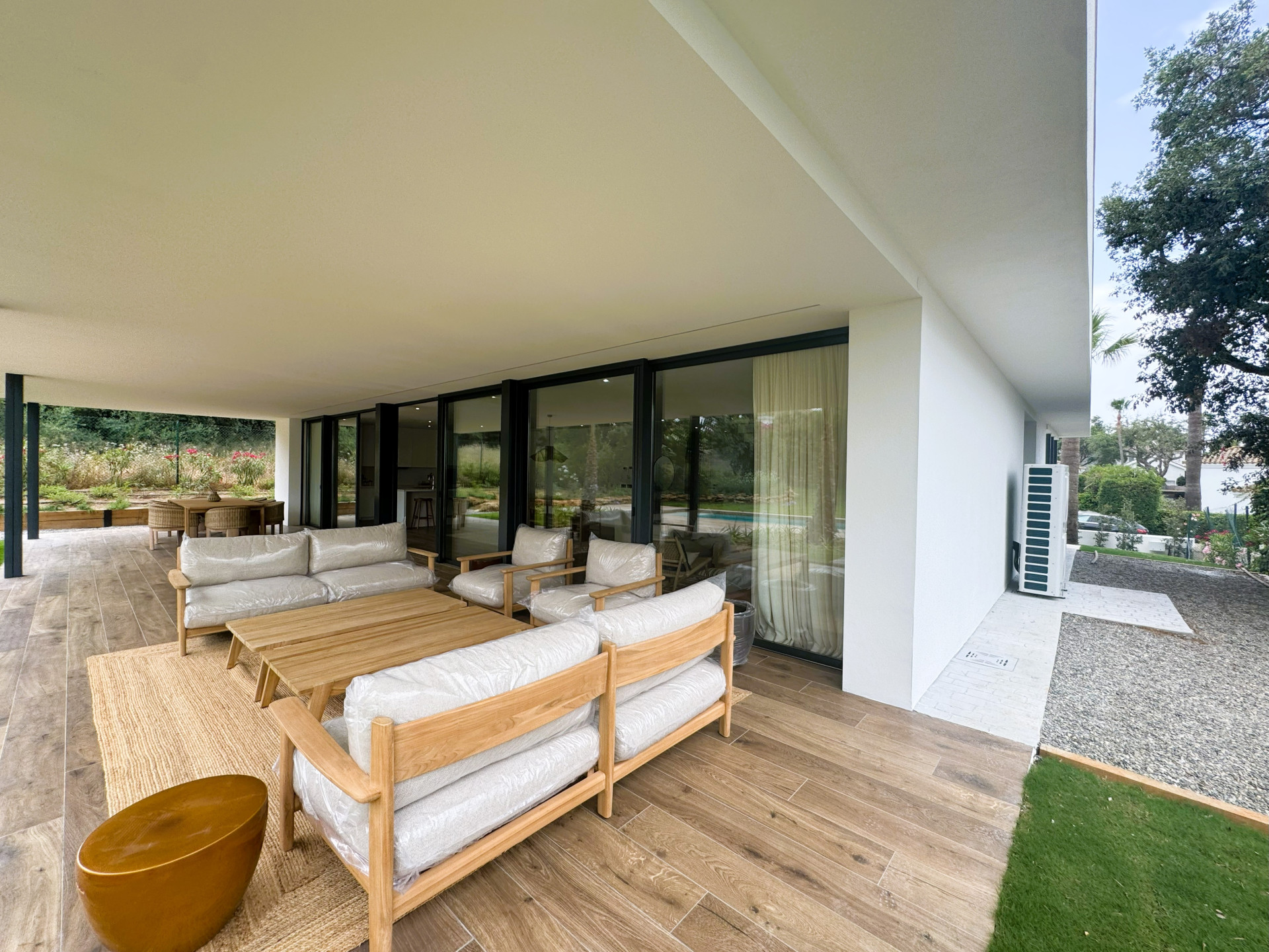 Newly Built Contemporary Villa in Prime Sotogrande Costa — photo 22