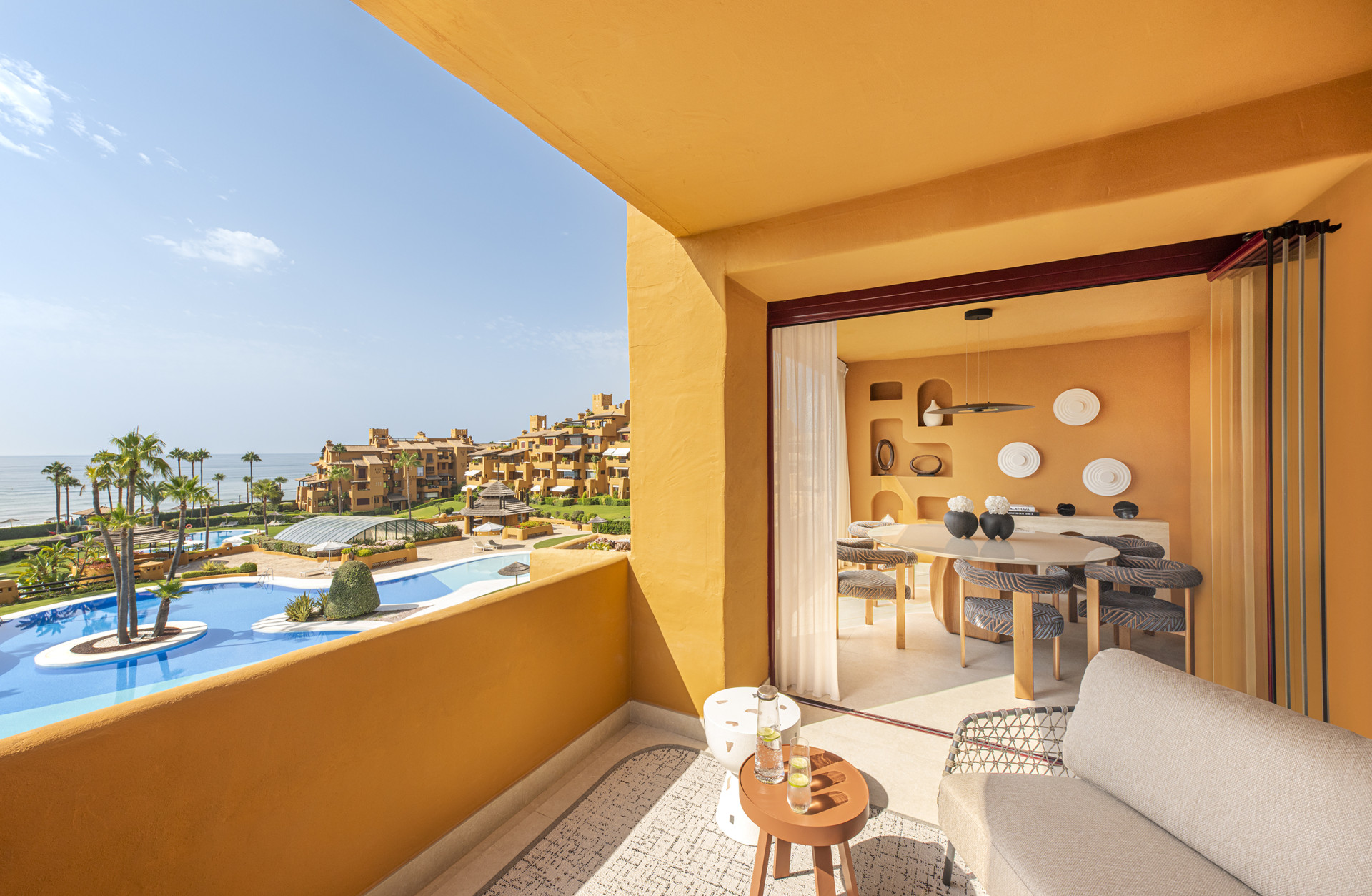 Luxueus appartement met prachtig uitzicht op zee in Los Granados del Mar, Estepona — foto 2