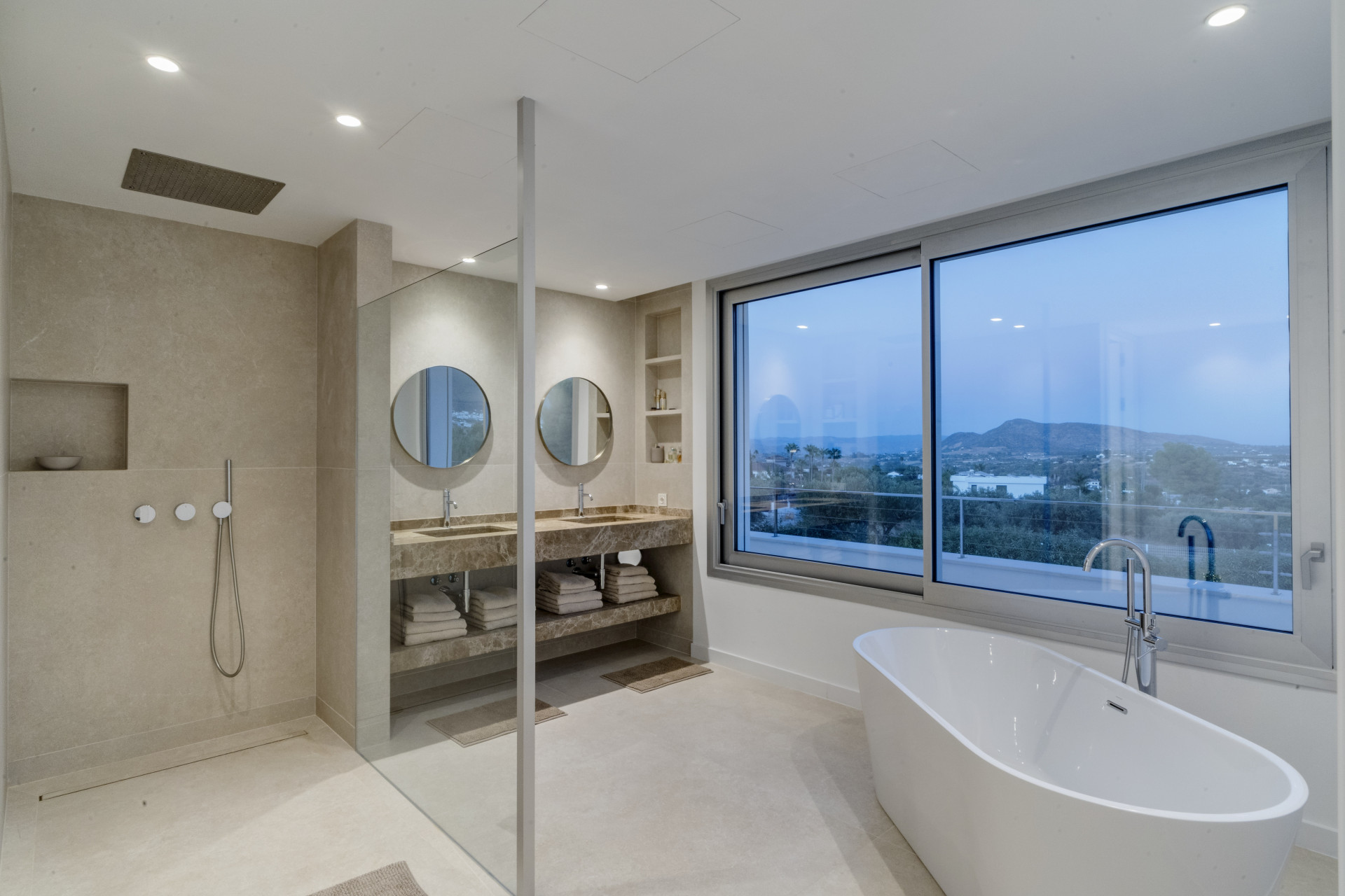 Contemporary Luxury Villa in Sierra Gorda, Coin, Malaga — photo 23
